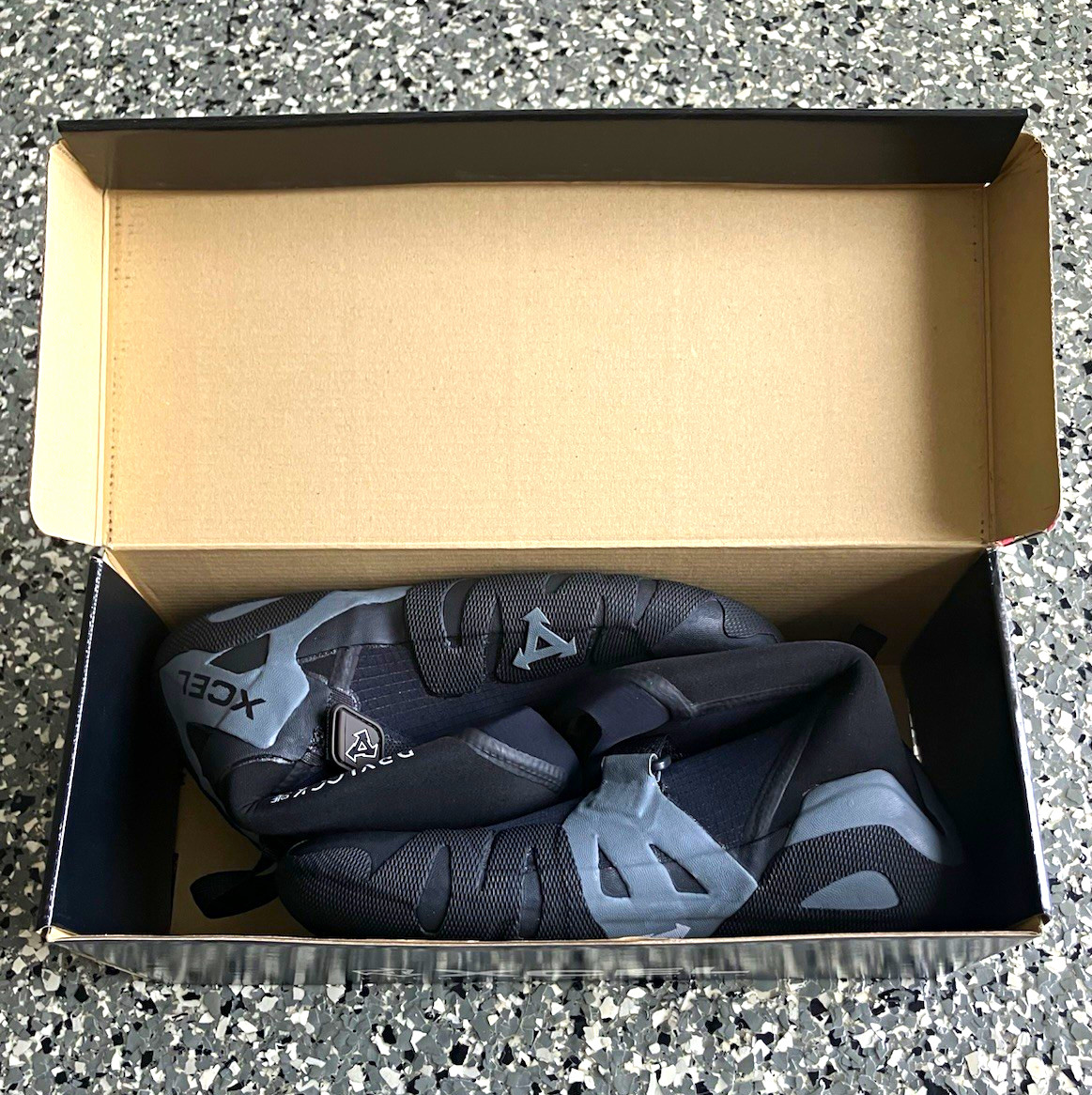 XCEL Drylock Water Boots/Booties Black/Gray MPN ACV79819-BGR-10.5