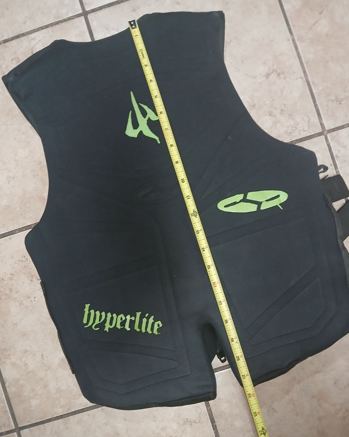 Hyperlite Adult Medium Over 90lb. 36 – 40 Inch Wakeboard Vest Life Jacket