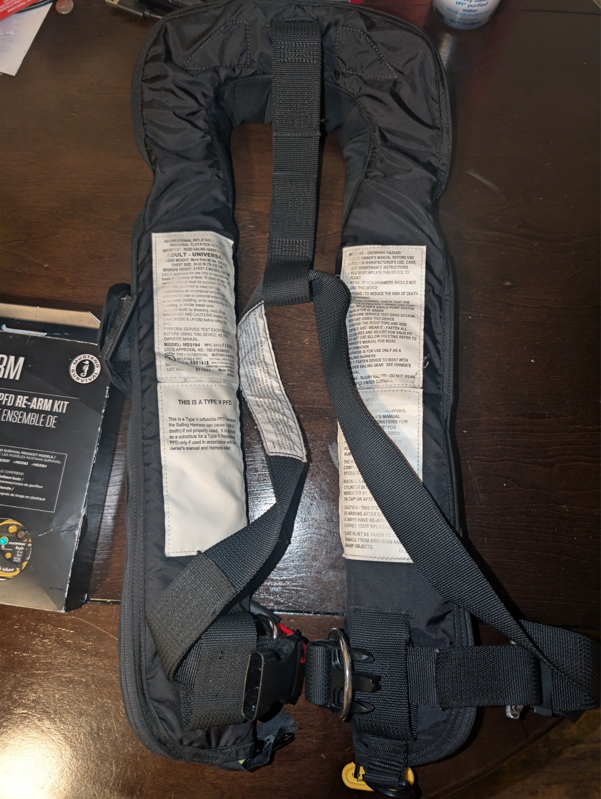 Mustang HIT Inflatable PFD with Tether Point & Harness W/ 2029 Re-Arm Kit