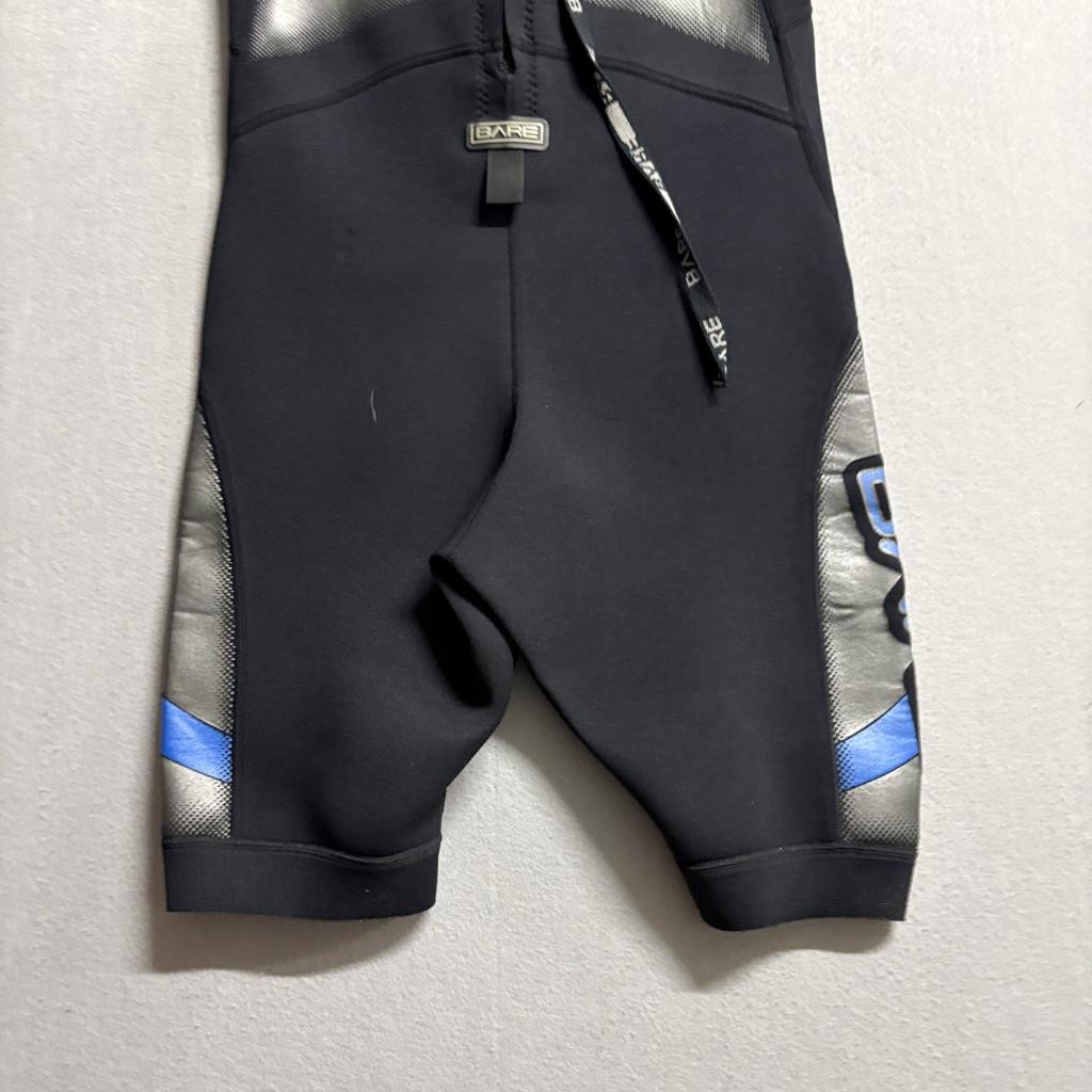 Bare Plazma 2/2mm Shorty Wetsuit Mens Medium Black Silver Blue Springsuit