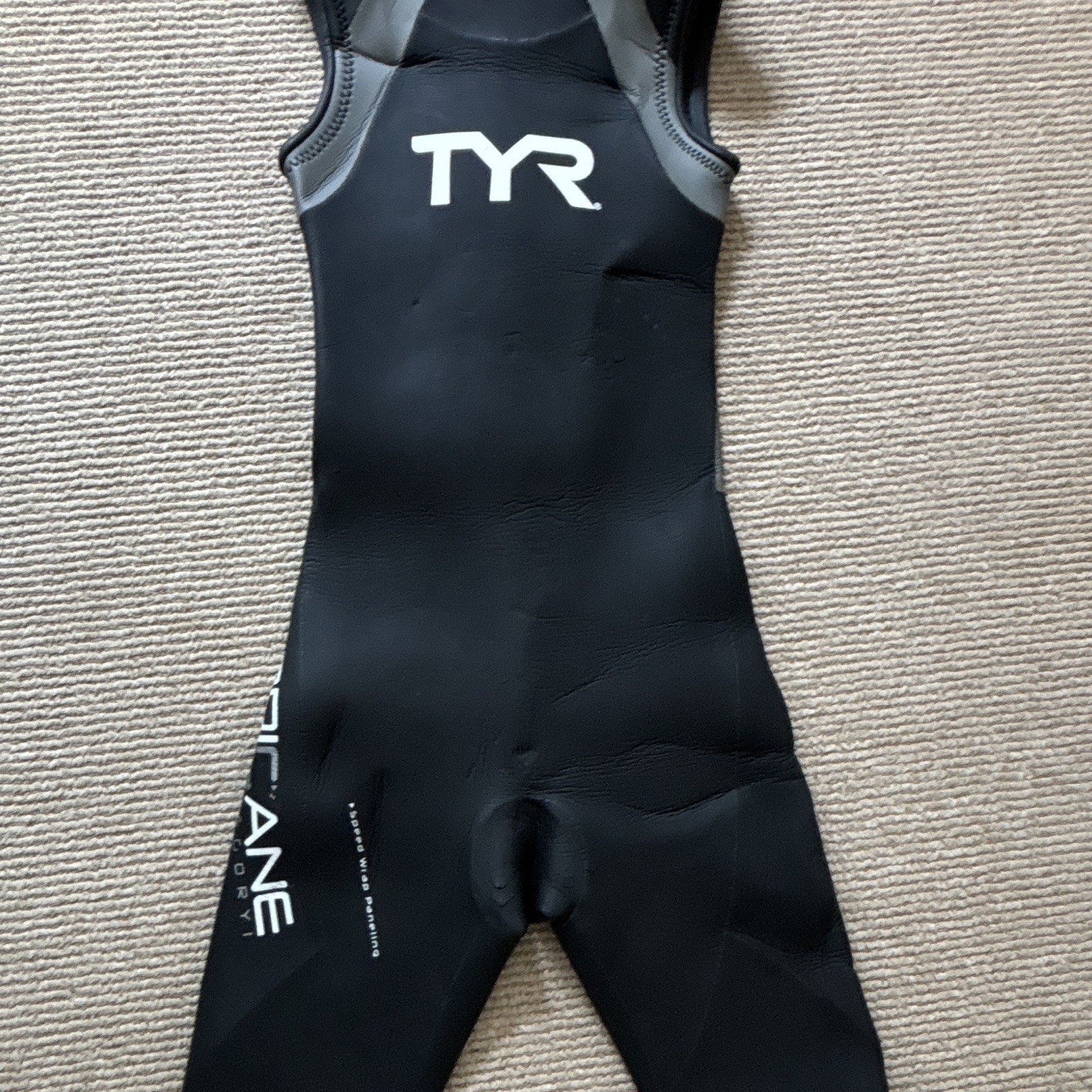 TYR Hurricane Women’s Triathlon Full Wetsuit Size S Black/Gray