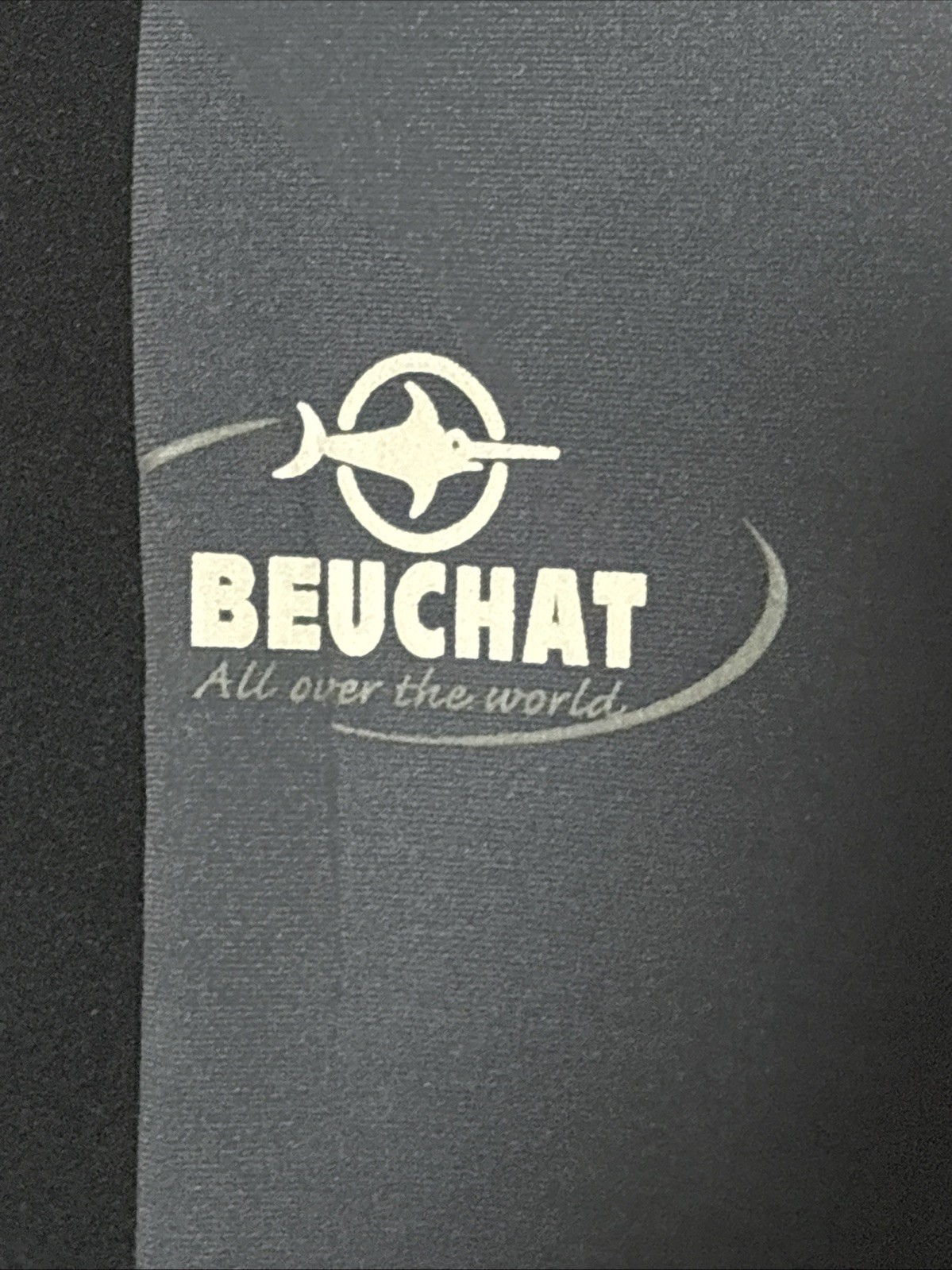 Beuchat brand men’s black & gray full-length neoprene wetsuit Size Medium
