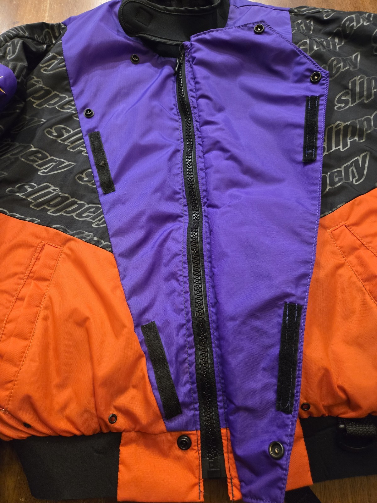 SLIPPERY WHEN WET – Floatation Jacket Float Medium 40-42 5077 Waterski Boating