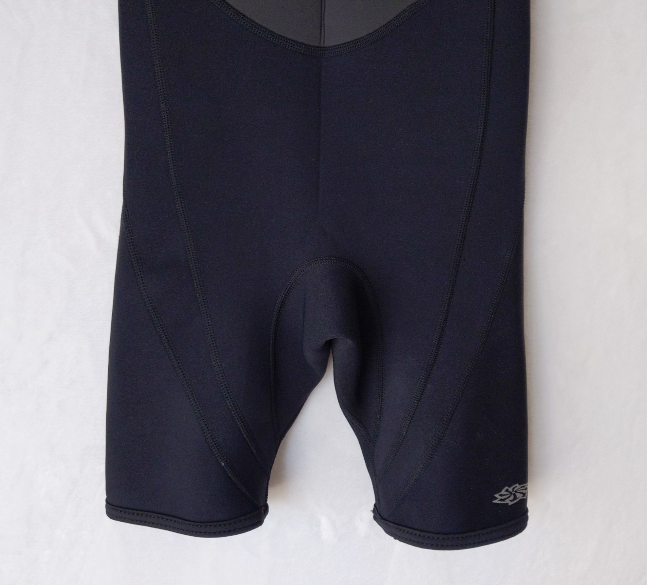 Hyper-Flex Wetsuit 10 Youth Black Blue Shorty Access 2.5mm Kids Surfing Swim