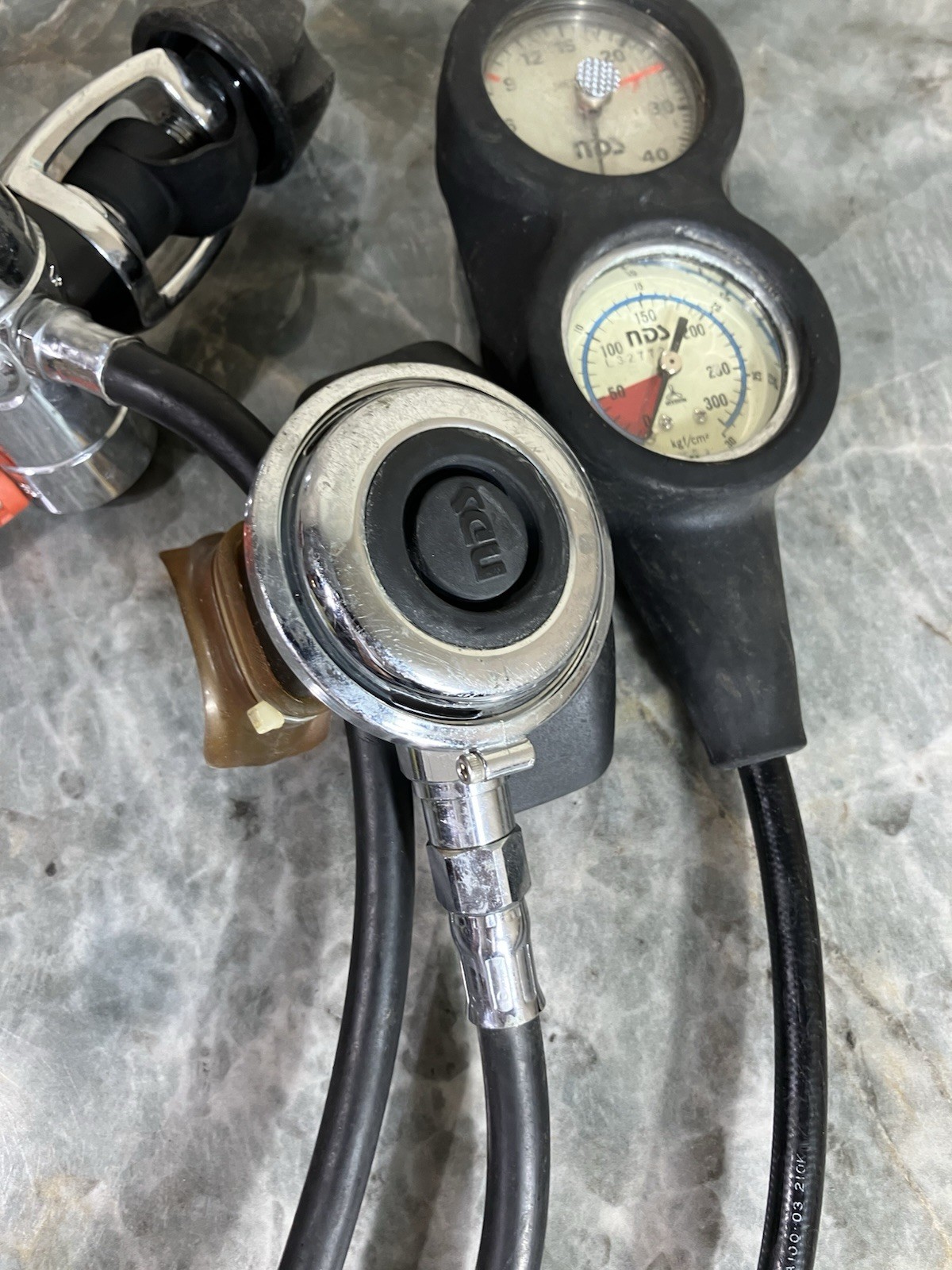 NDS Regulator Set with Pressure Gauge Black Silver Scuba Diving Gear