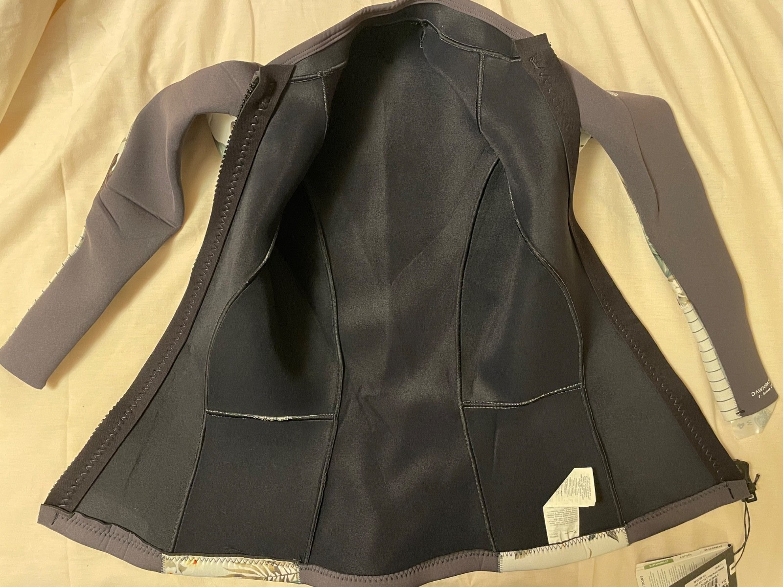 Rip Curl Dawn Patrol 2mm Womens wetsuit jacket Dark Grey Floral Surf Summer $75