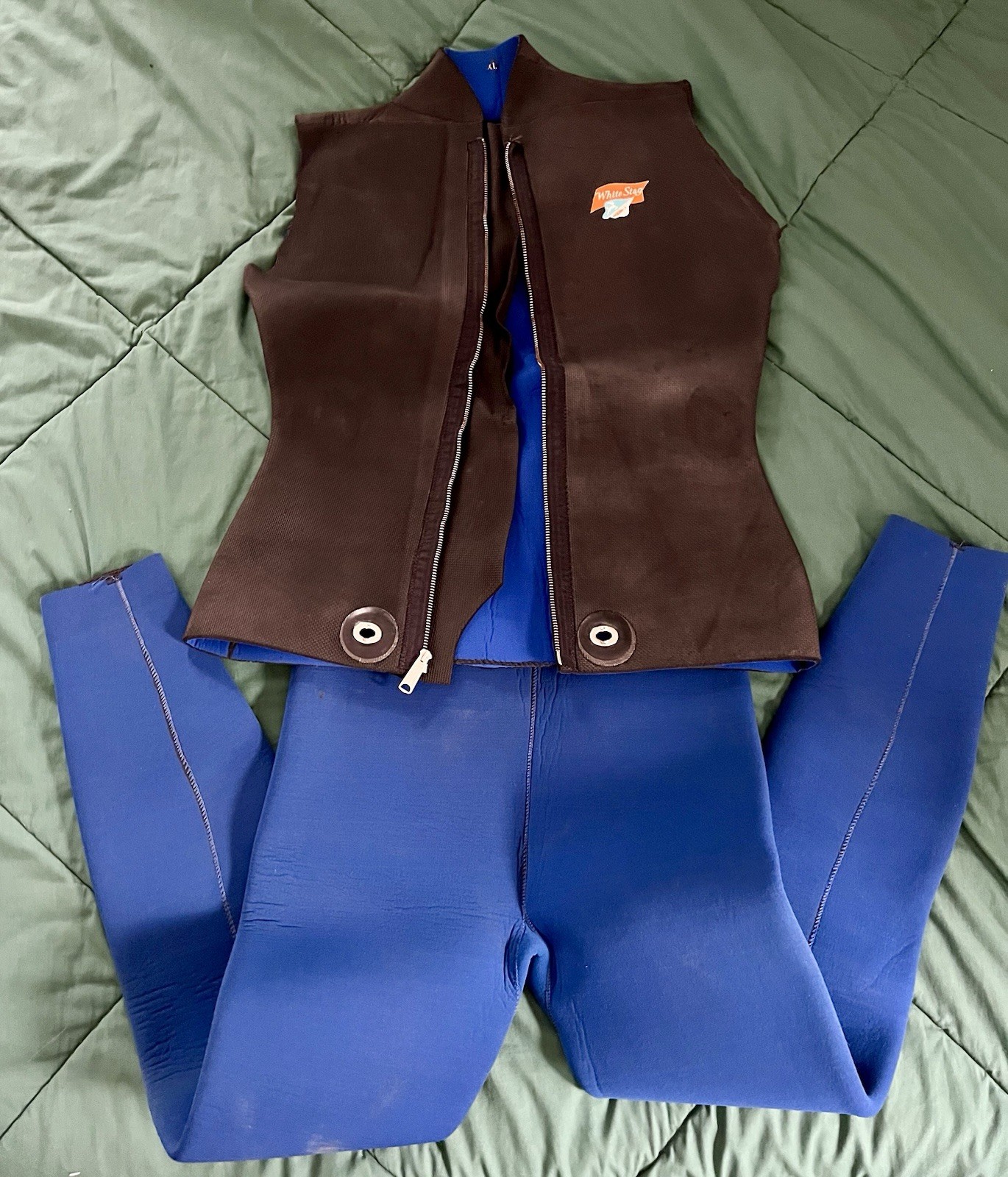 Vintage Neoprene White Stag 2-Piece Wet Suit XL CHECK FLAT MEASUREMENTS in Photo