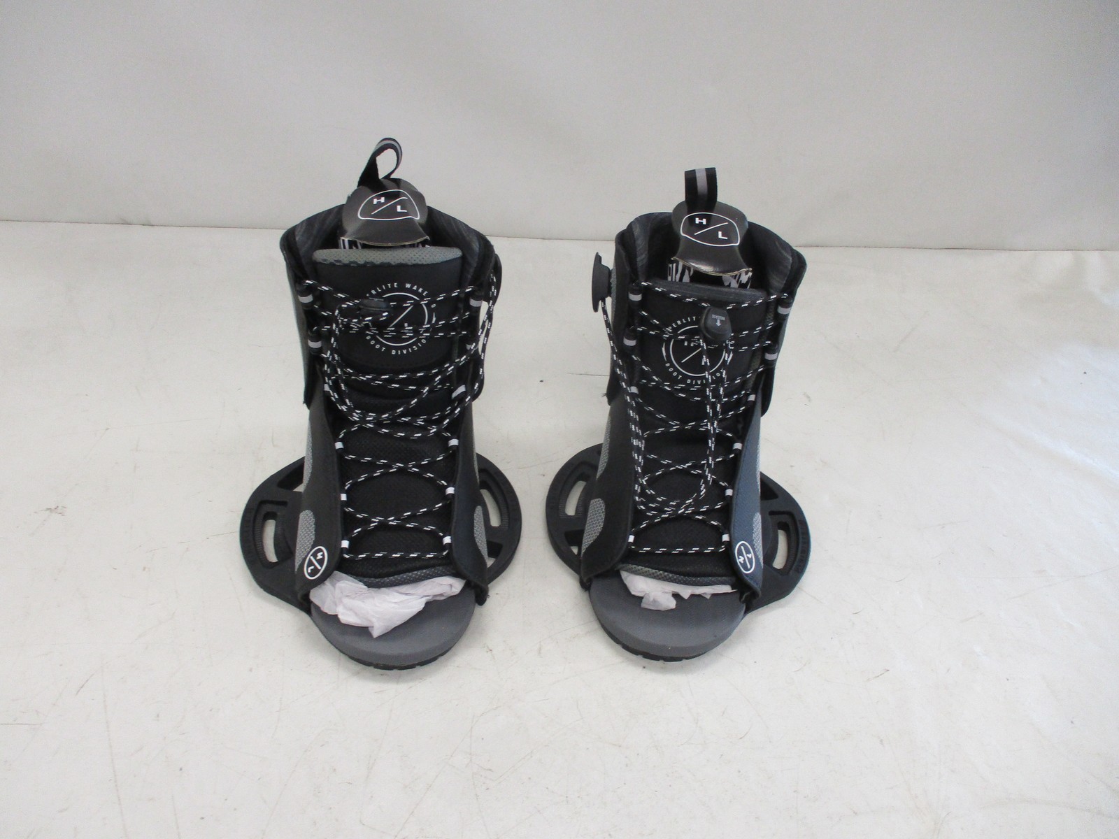 HYPERLITE (2026) REMIX KIDS WAKEBOARD BOOTS SIZE K12-Y2 BLACK 22393205 BOAT