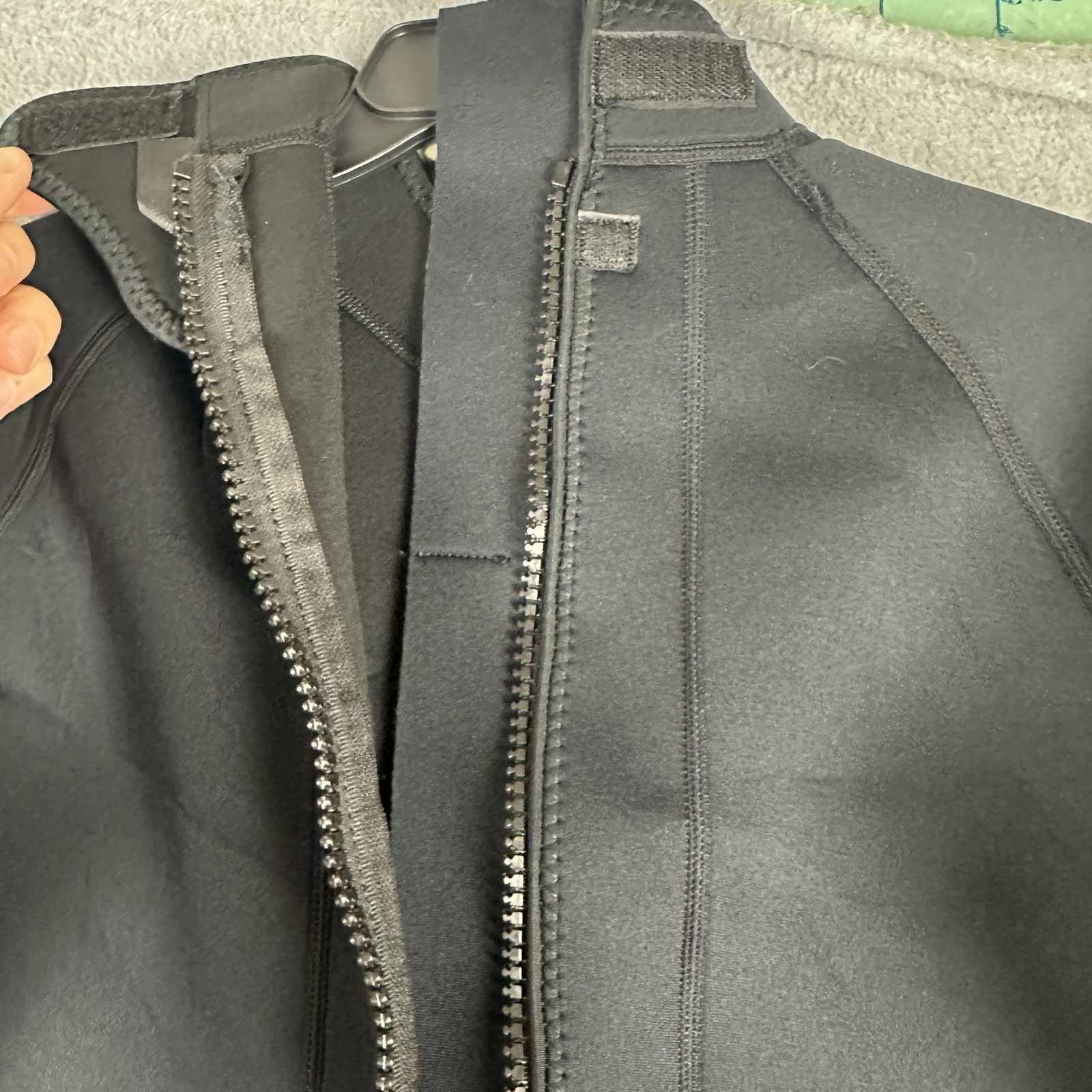 Greatever Full Wetsuit Mens XL Black Gray Back Zip Surf Dive Suit Neoprene Beach