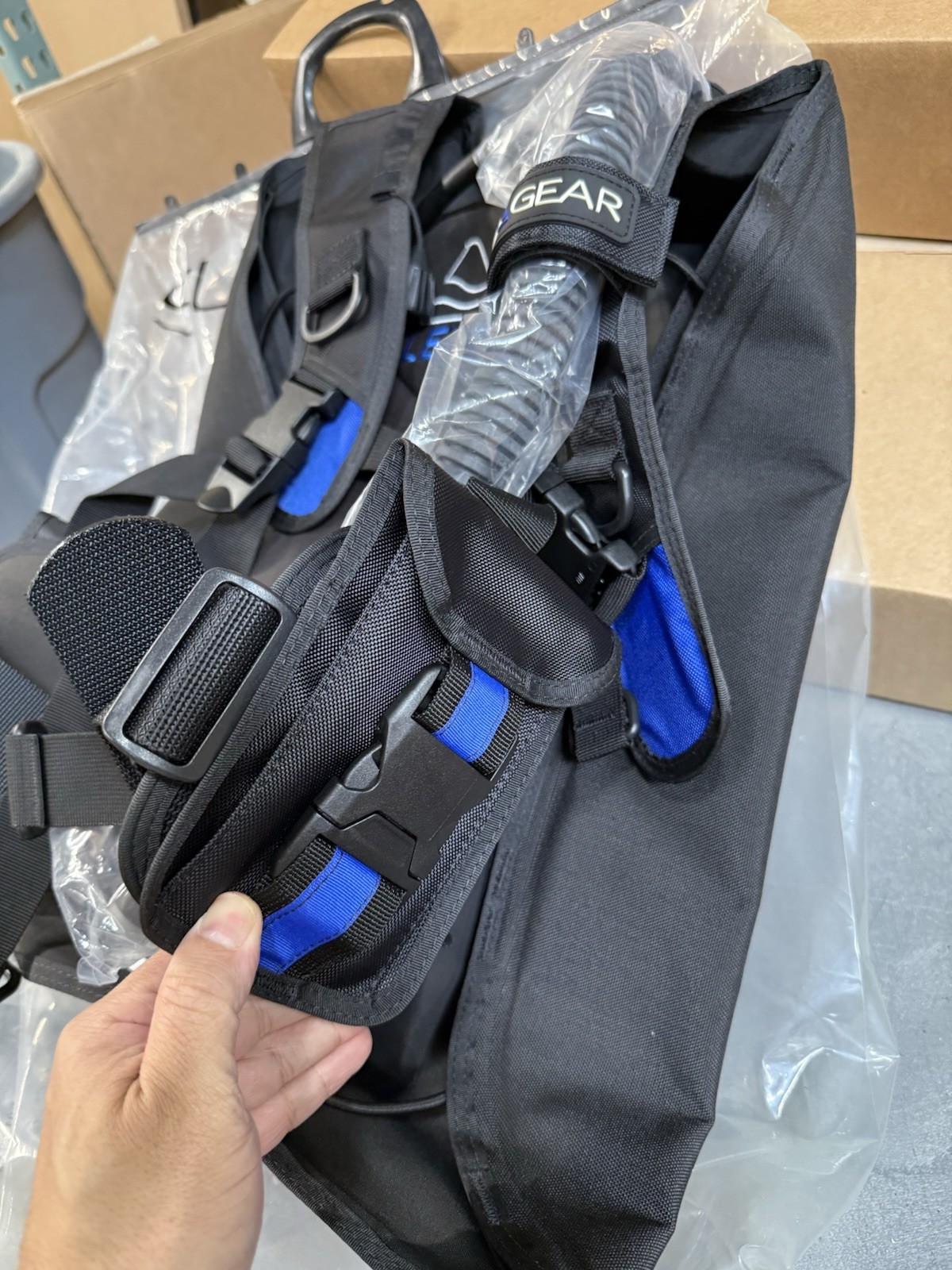 NEW – Subgear by Scubapro Levo BC, Back Inflated Scuba Travel BCD, XS/S or M/L