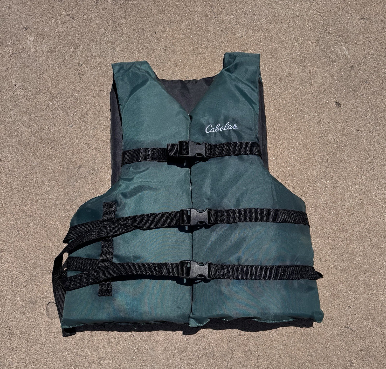 Cabela’s CB-160 Adult Universal Life Jacket Green PE Foam Nylon Polyester