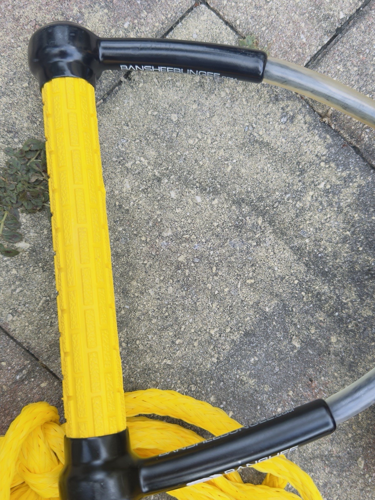 Original Banshee 20FT Bungee Tow System w/ 30FT Tow Rope – Excellent Condition