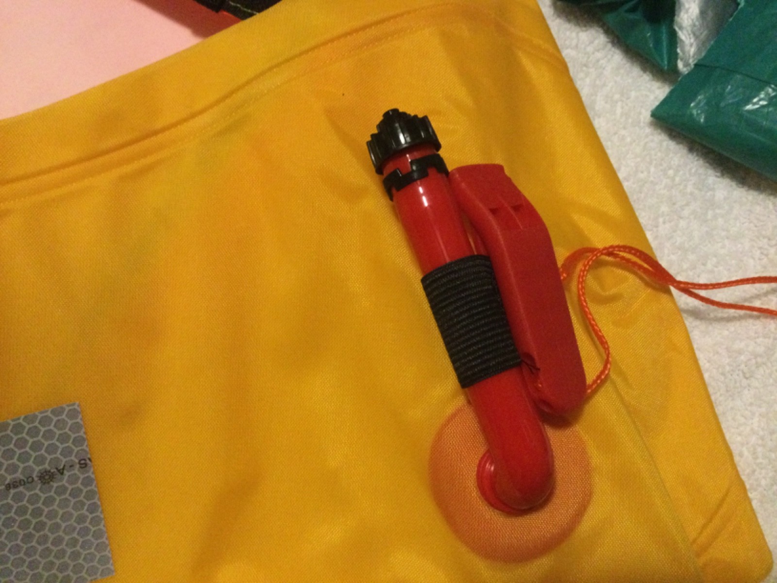 Falling Water Protection Lifebuoy Automatic Inflatable Portable Self-Rescue Life