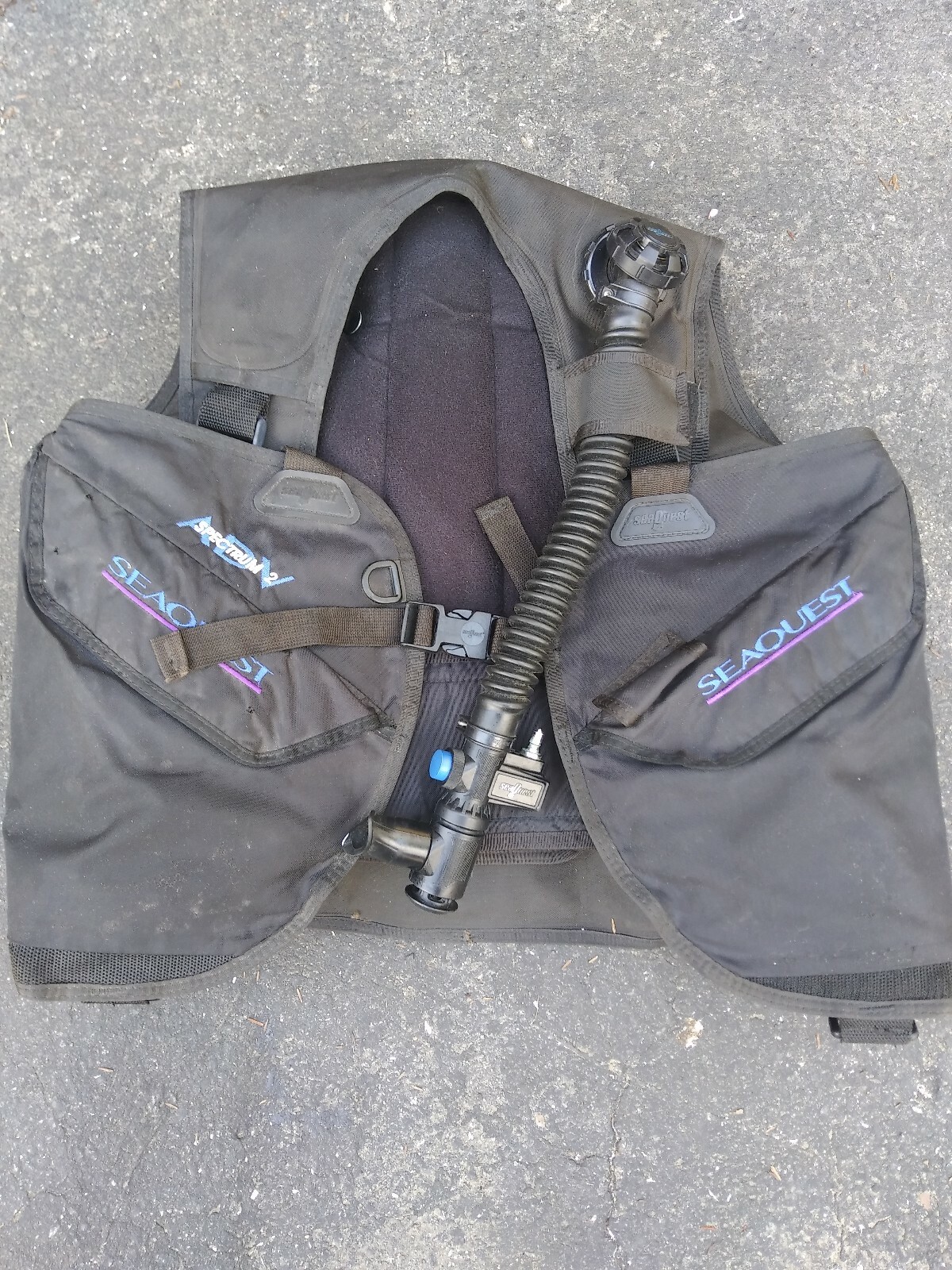 Seaquest Scuba Dive vest. Size Large, SPECTRUM 2 ADV,