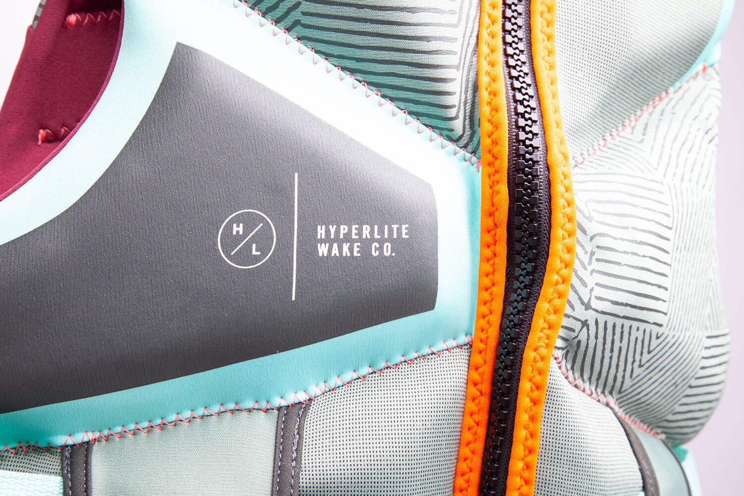 Hyperlite Wmns Domain Vest