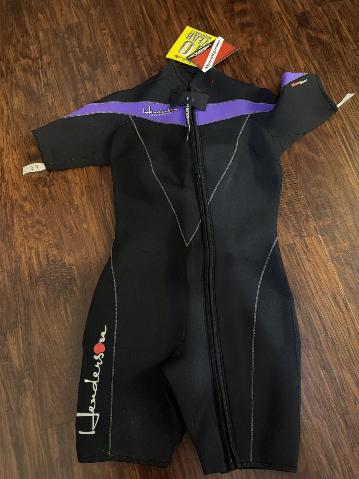 Henderson Divewear Womens Front Zip Shorty A630WF-50 10P