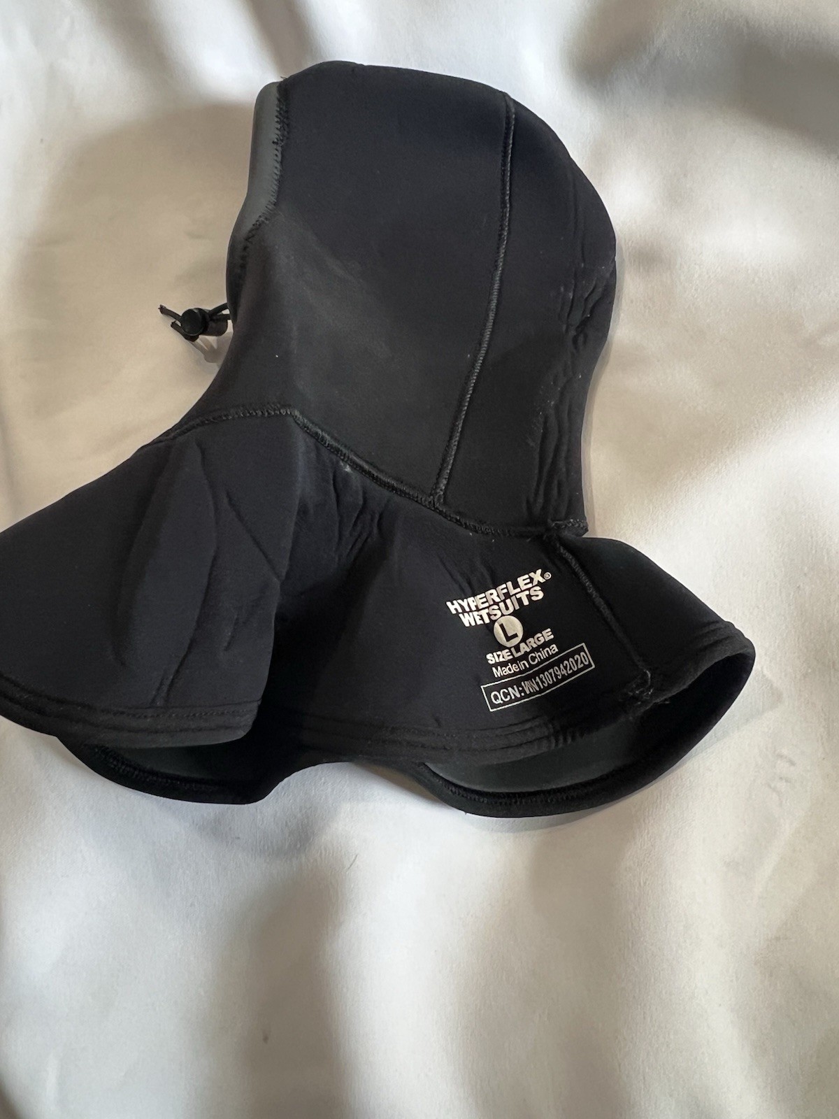 Hyperflex wetsuit hood is a black neoprene model in size large