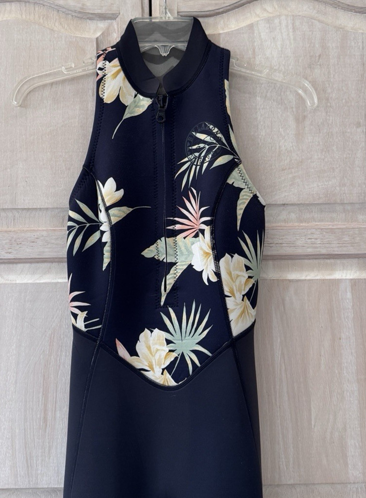 Billabong Salty Jane Black Tropical Full Surf Capsule Wetsuit Sleeveless Size 2