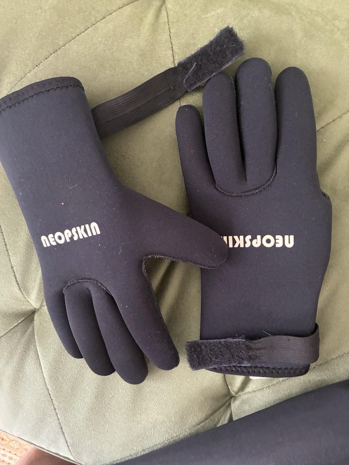 Neoprene Wetsuit Sport Gloves Dive Swimming Surfing Glove Unisex Adult – Medium