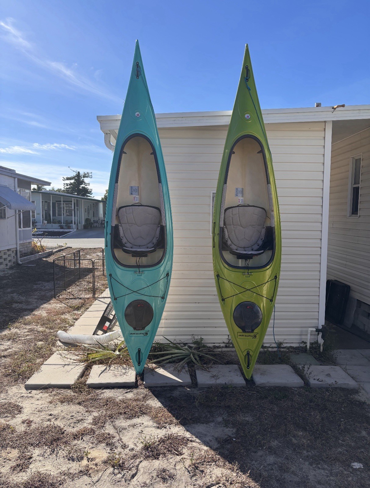 Santee 116 Sport Kayak 11’6″ Length 28″ Width 300lbs Capacity