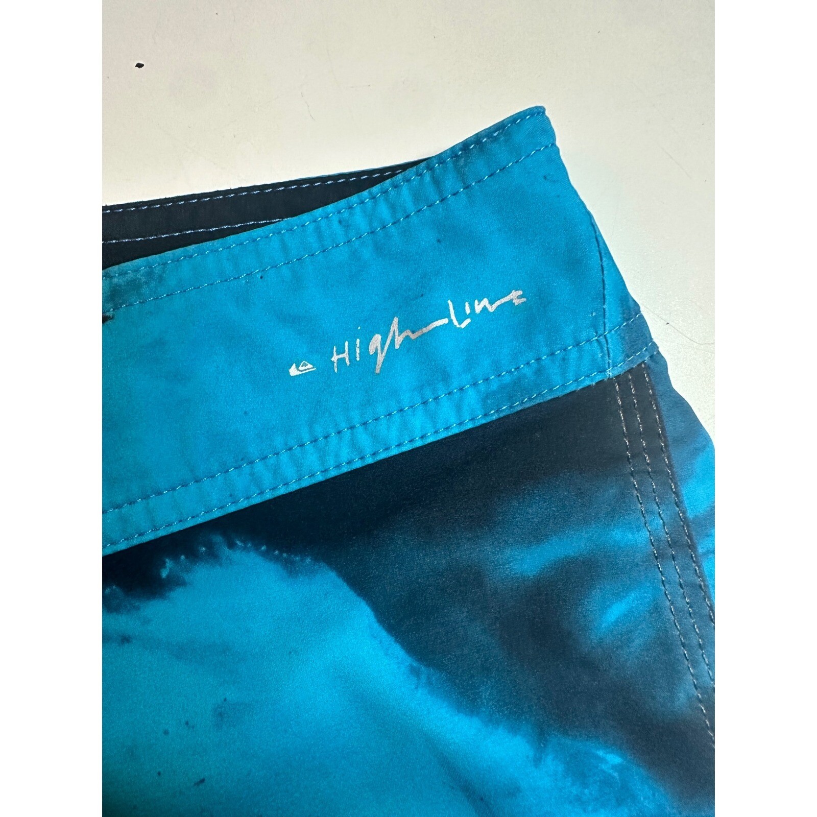 Quiksilver Highline Board Shorts Swim Trunks Water Repellent Striped Size 29