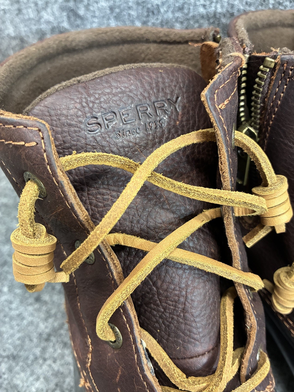 Sperry Women’s Leather Upper Duck Boots Size 12M Brown