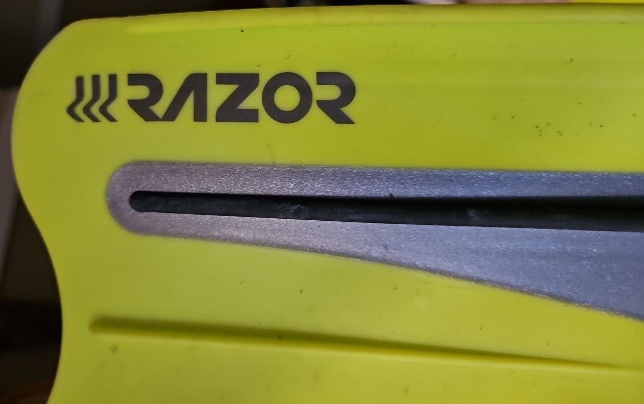 Green, Black & Gray SCUBA Pro Razor Diving Fins Flippers Size S-M Made In Italy