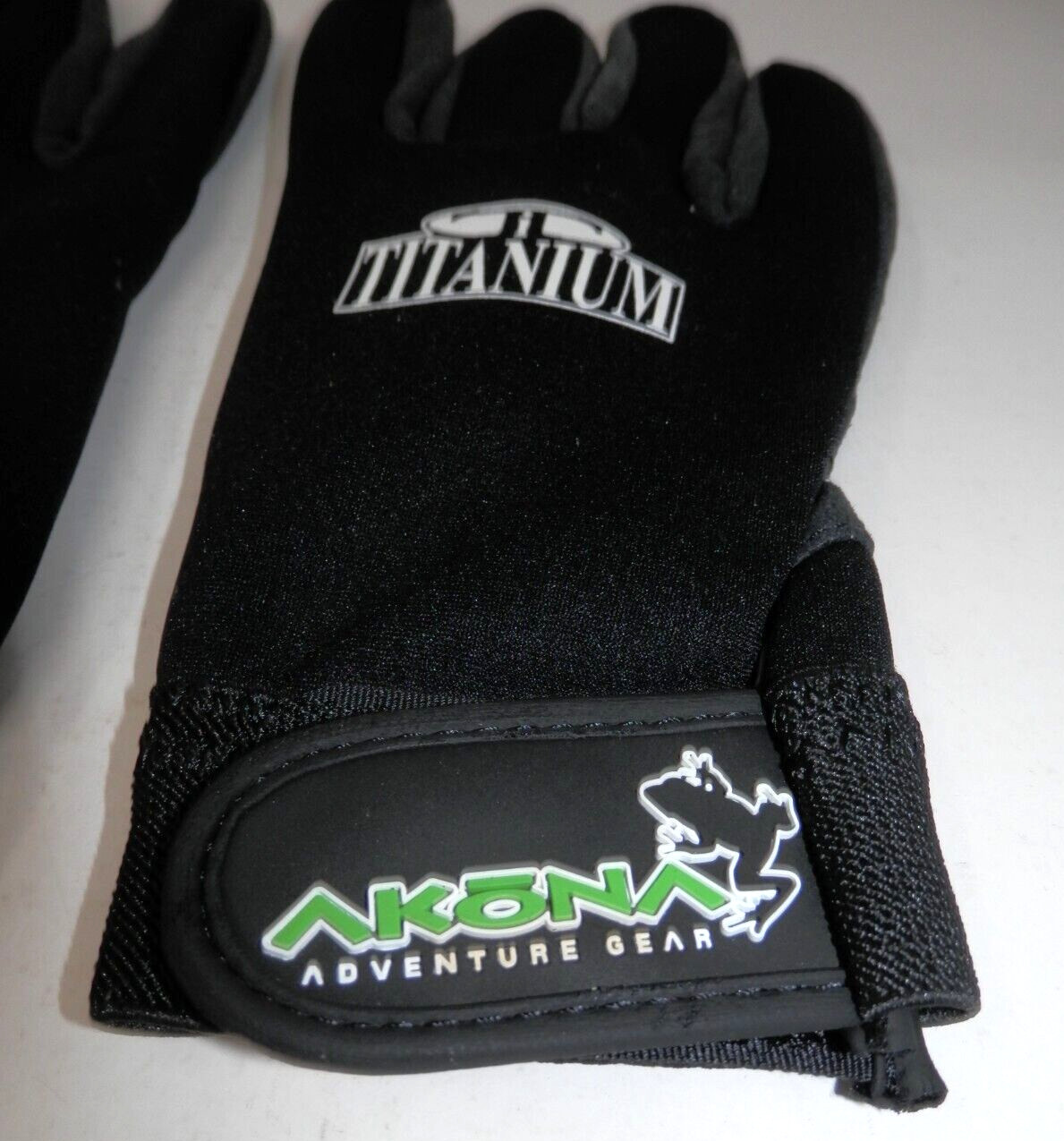 Akona Adventure Gear Titanium Amara Scuba Gloves LARGE 2.0mm Neoprene Black NEW