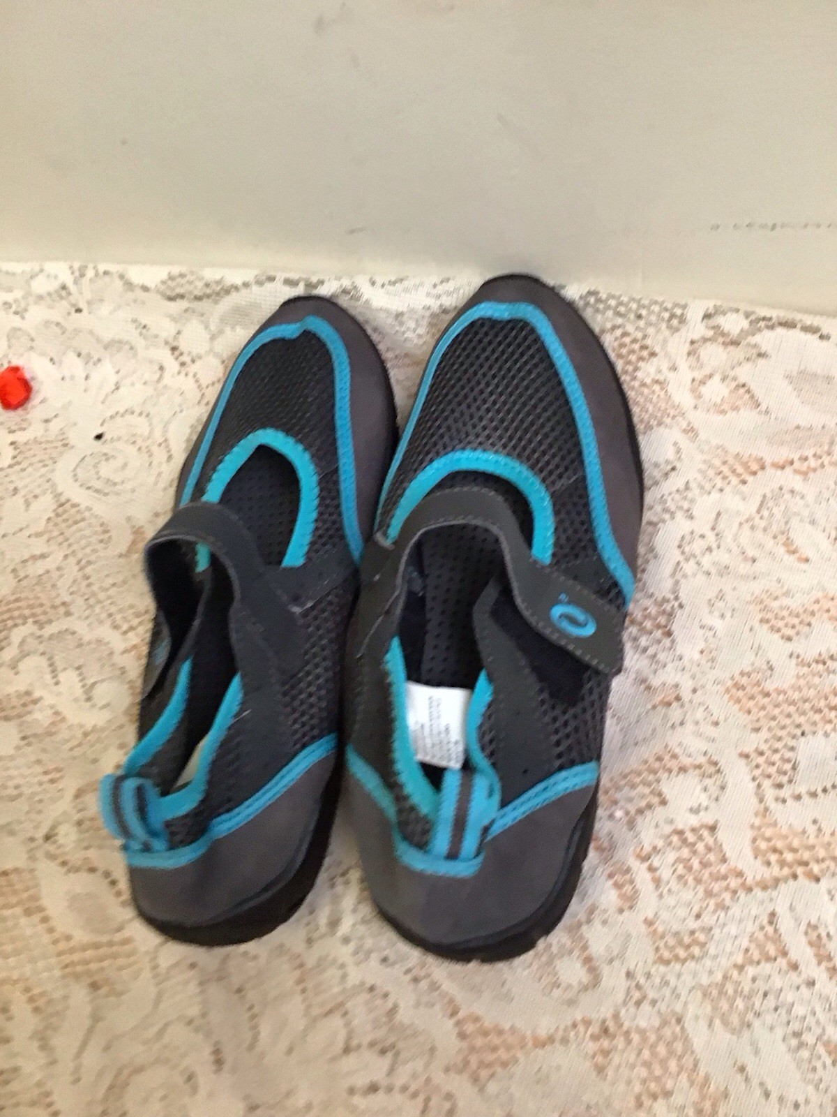 O’RAGEOUS Aqua Blue & Gray – Water Shoes Women Size 8 – Mary Jane’s