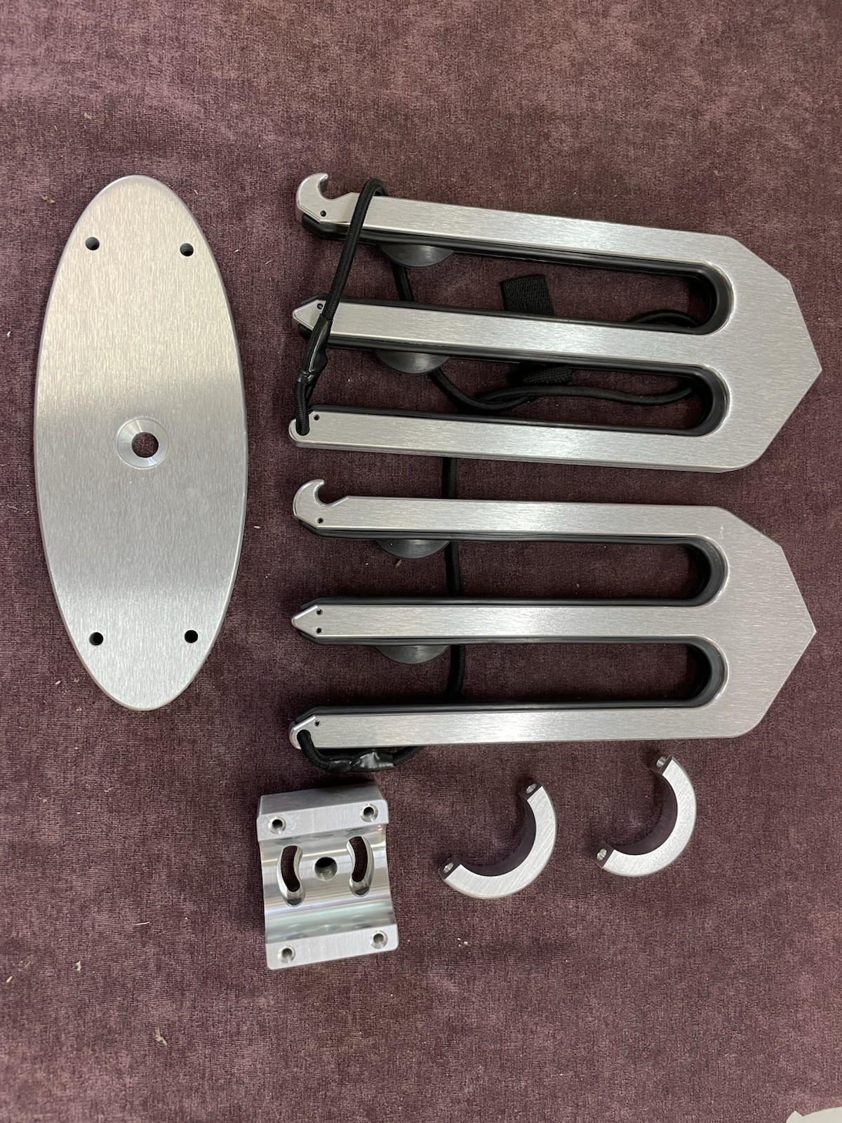 Wakeboard Rack 360° Anodized Sea Ray fits 1-3/4 to 1-7/8″ tube MISSING SCREWS