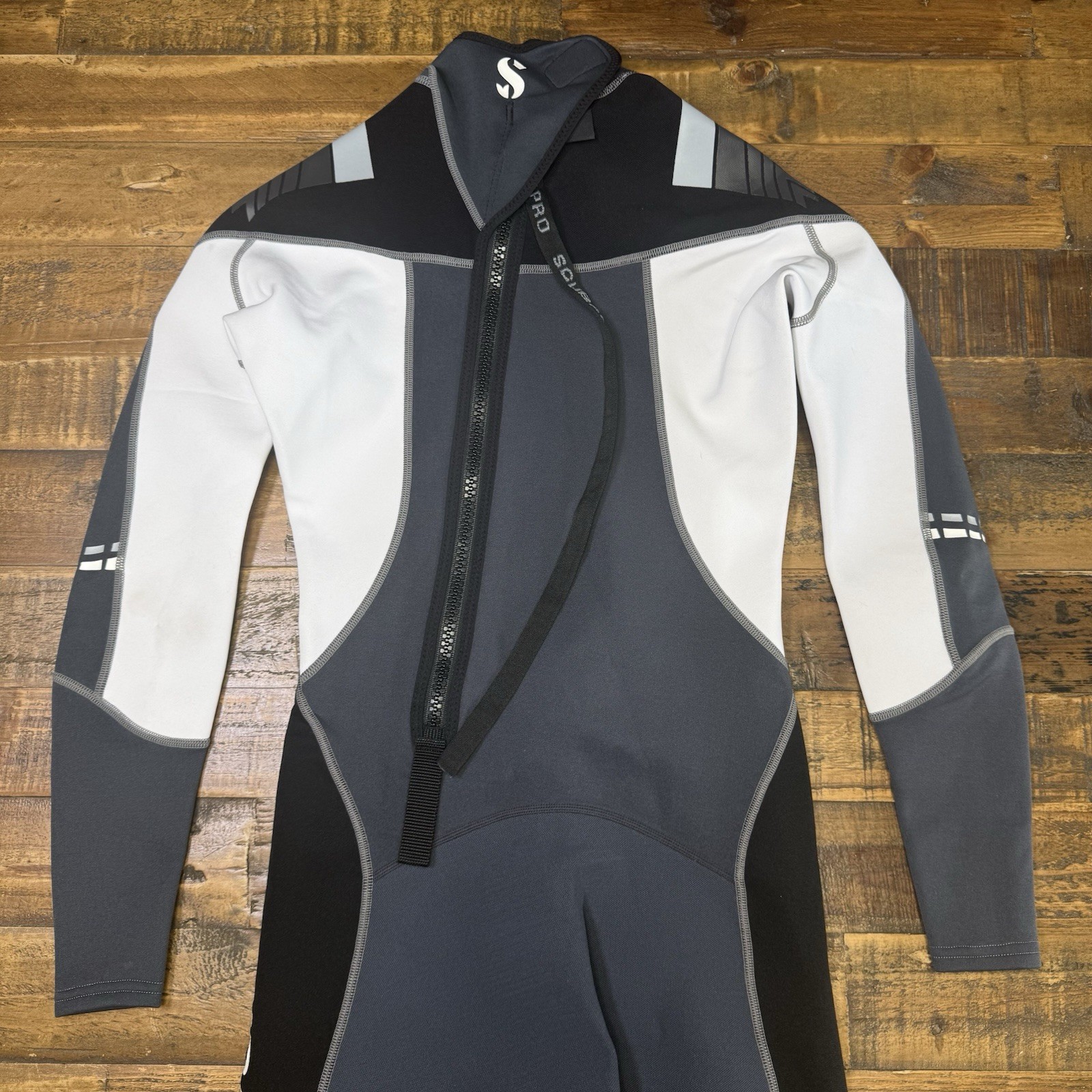 Scuba Pro Profile Steamer 0.5 Black/Grey/White Wetsuit Men’s Sz Small 🏄