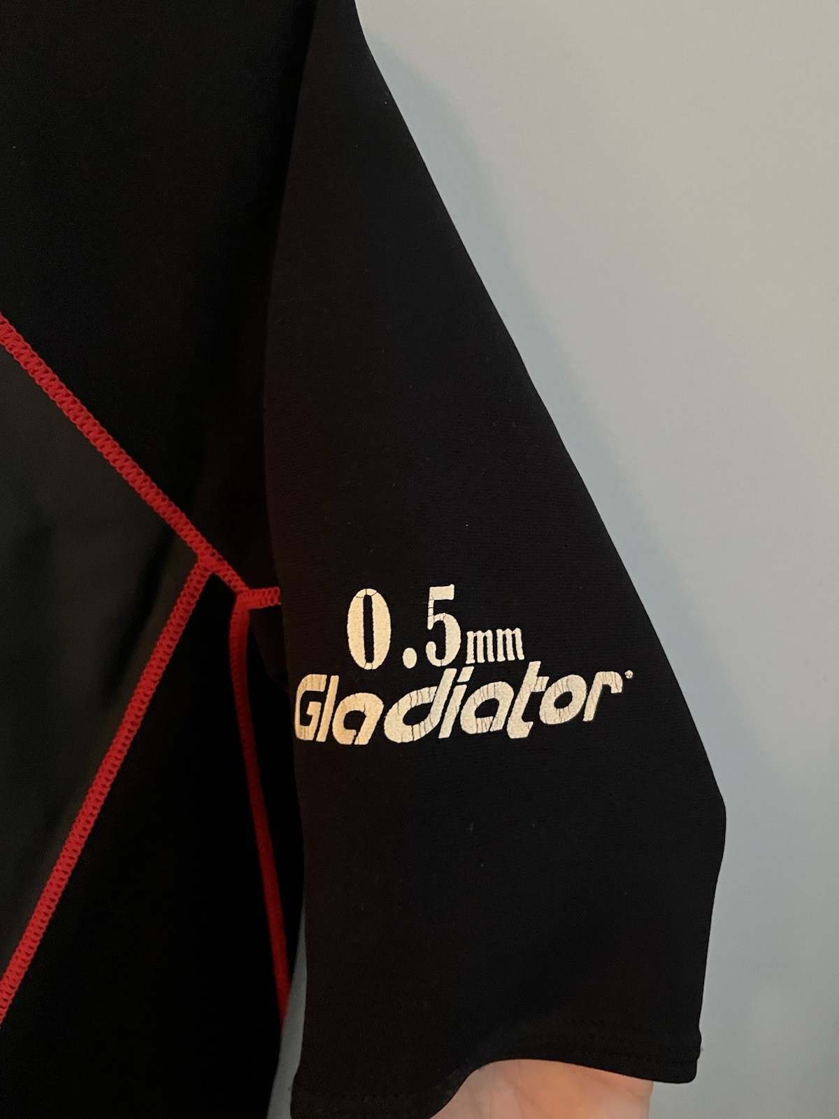 Gladiator Women’s Shorty Wetsuit Black/Red Gray .5mm Spring Suit Size M Back Zip
