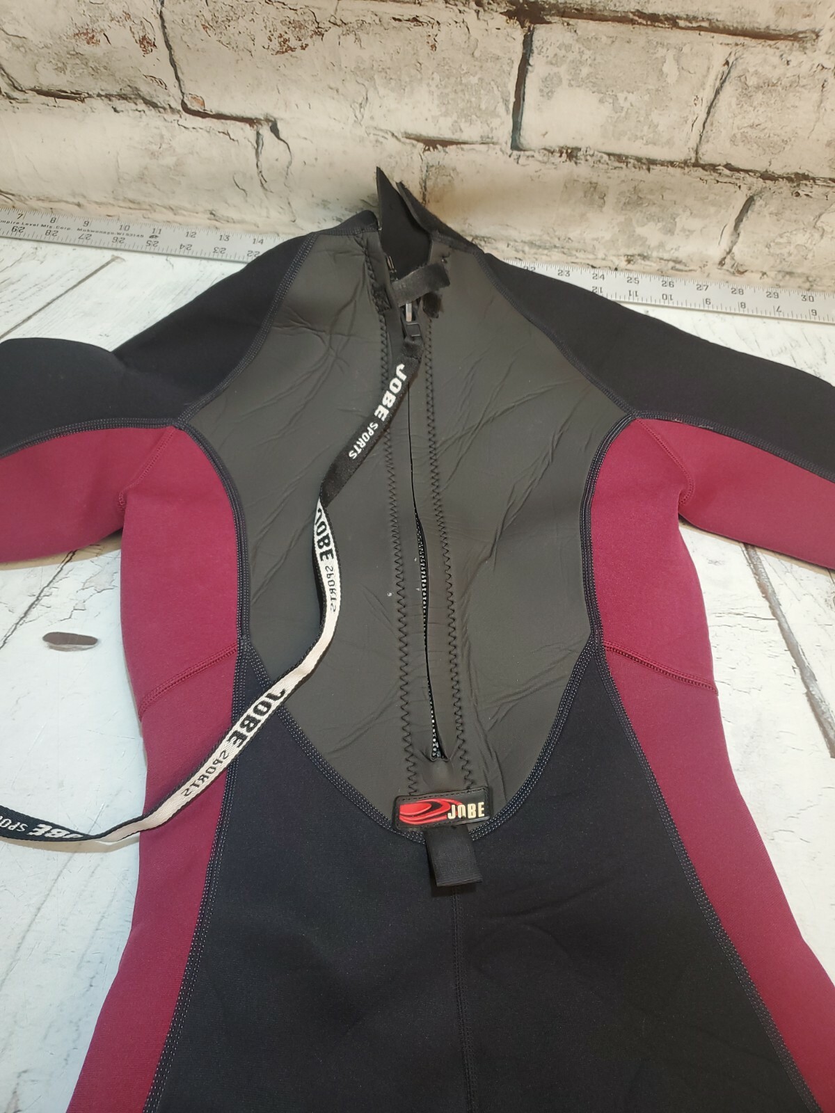 Womens Jobe Wet suit Surf Watersport 1 Piece Suit Size 9/10 Black Red
