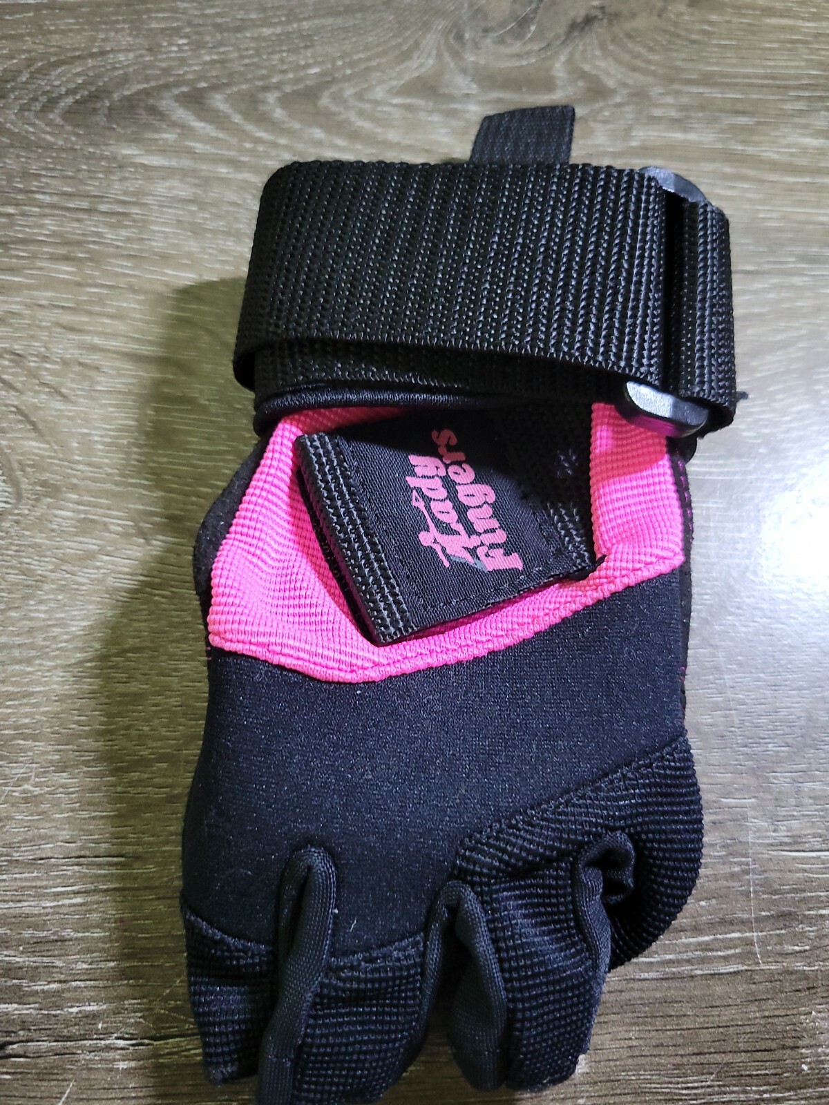 Gladiator Lady Fingers 3/4-Finger Waterski Gloves Women’s Black & Pink Small