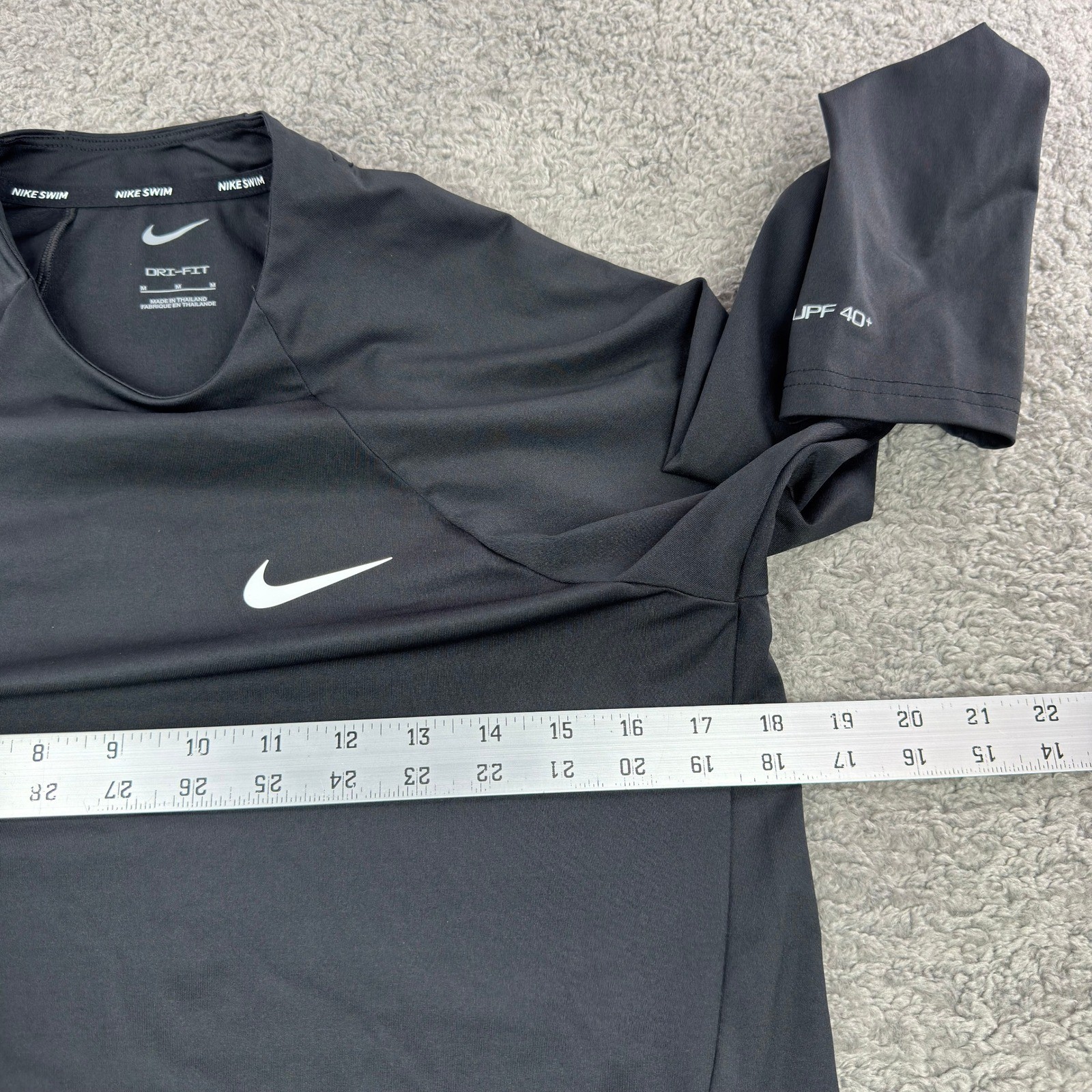 Nike Swim Dri-FIT Rash Guard Mens Medium Black Long Sleeve UPF 40+