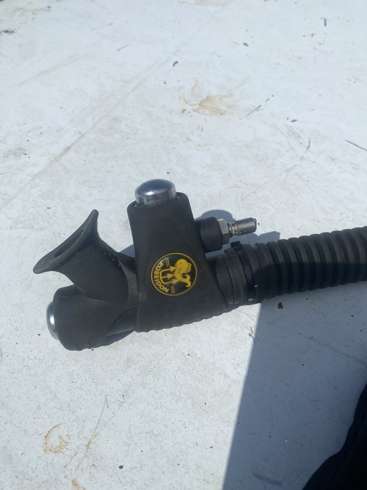 Poseidon Beset W100