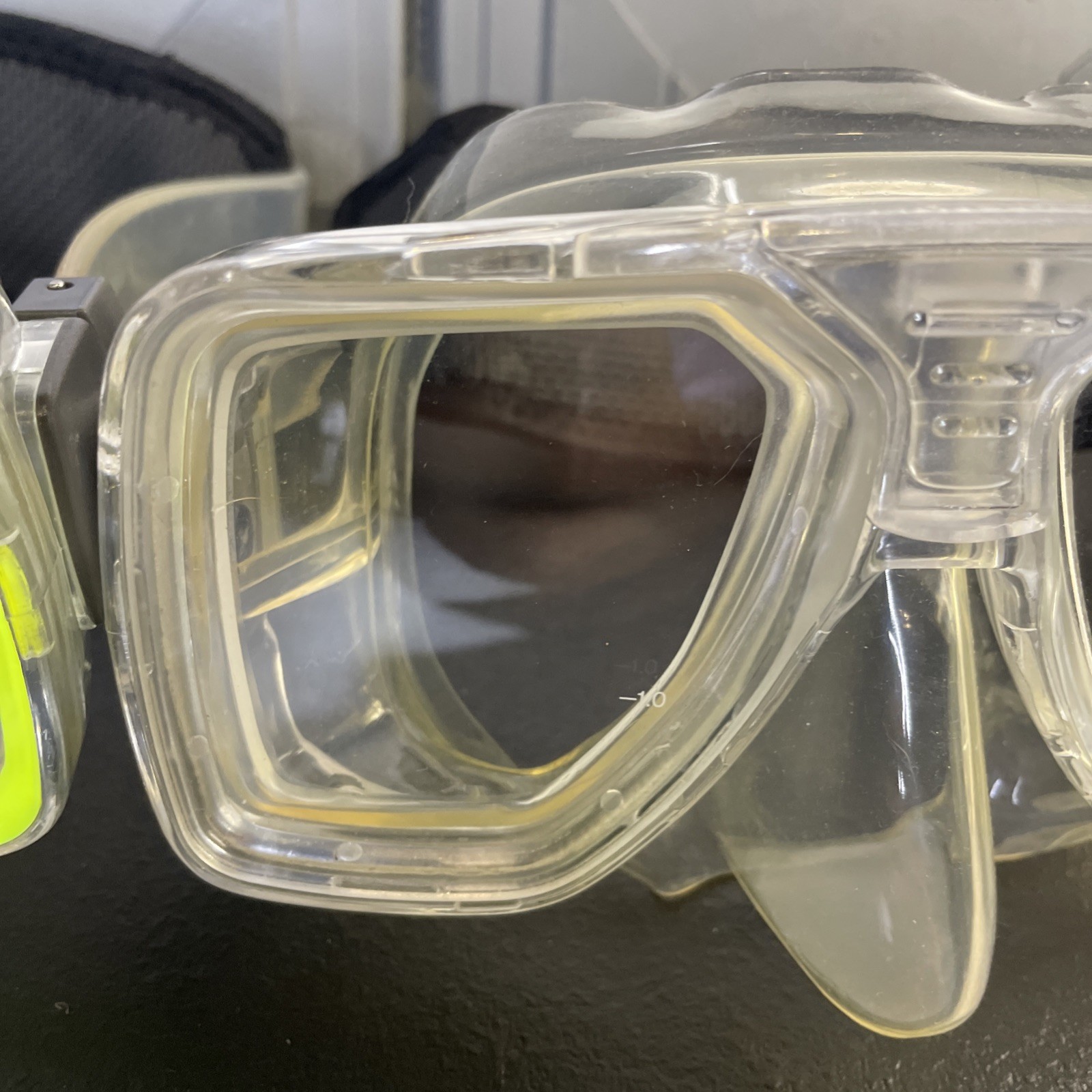 Ocean Master Tempered Glass Snorkeling Masks Q Strap Lot Of 3 With Cases
