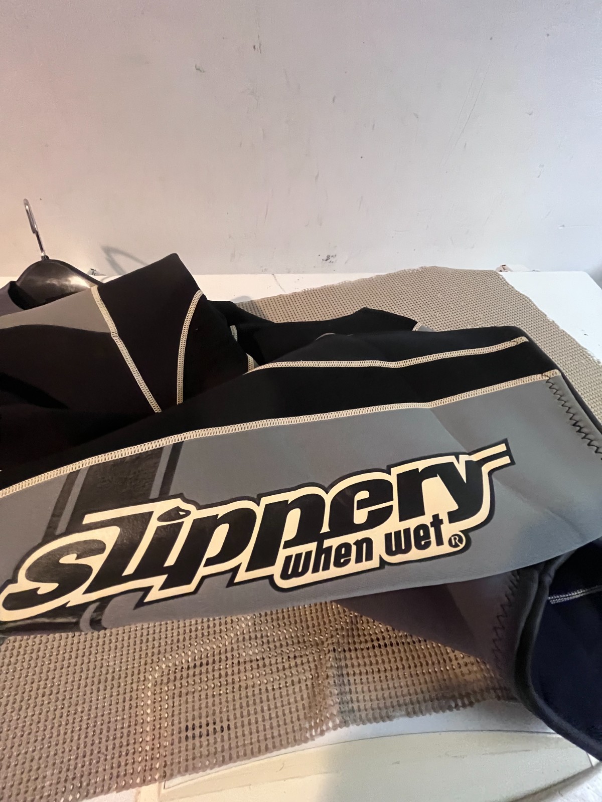 Slippery When Wet Octane wet suit tag size L