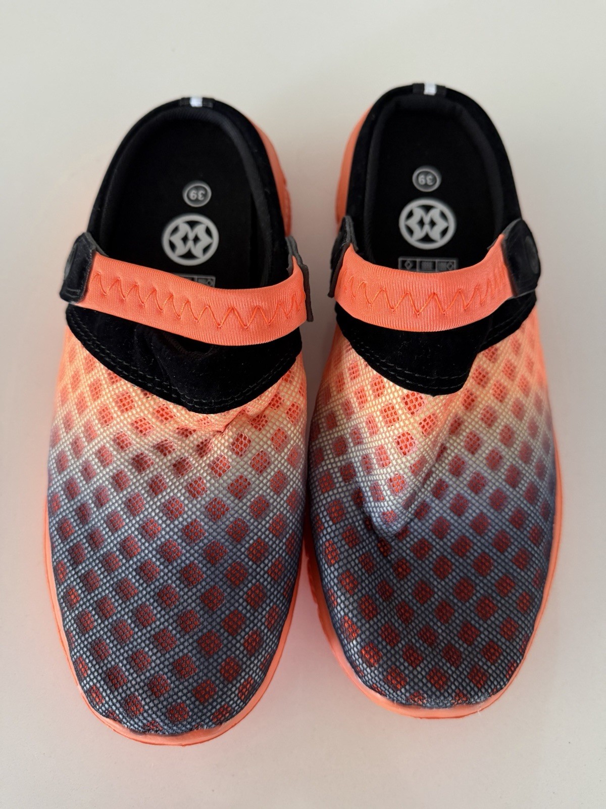 Water Shoes Womens Size 8 Orange casual Sandals Pool Beach