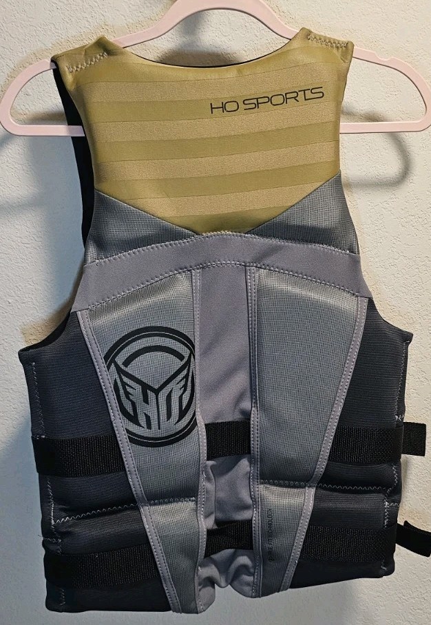 HO Phoenix Mens Neoprene Life Vest Flex Back Small