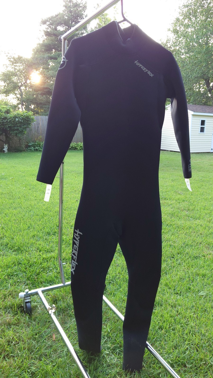 NEW HYPERFLEX VYRL 4/3 BACK ZIP – SIZE MEDIUM LARGE – MENS FULL WETSUIT