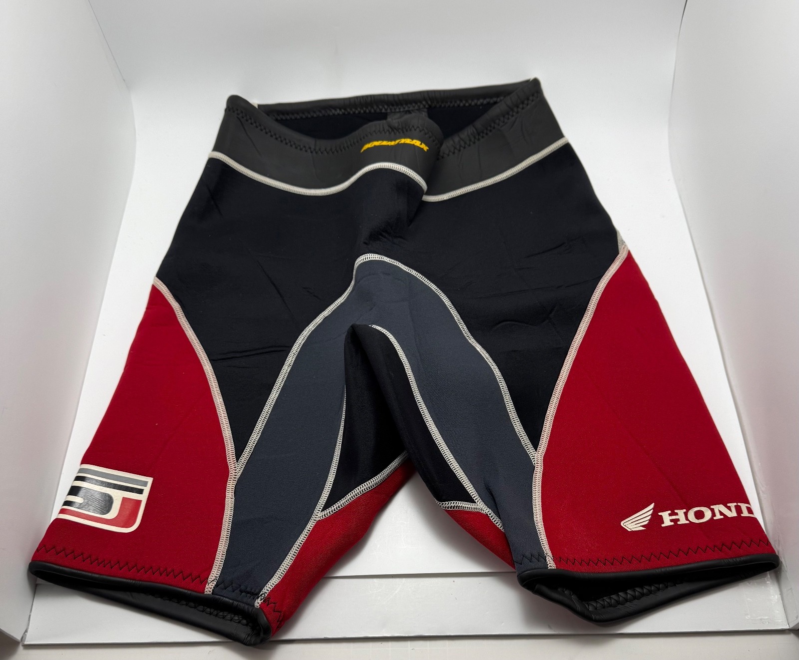 Honda Aquatrax Slippery Jet Ski Wet Suit Shorts 90% Neoprene 10% Nylon rare