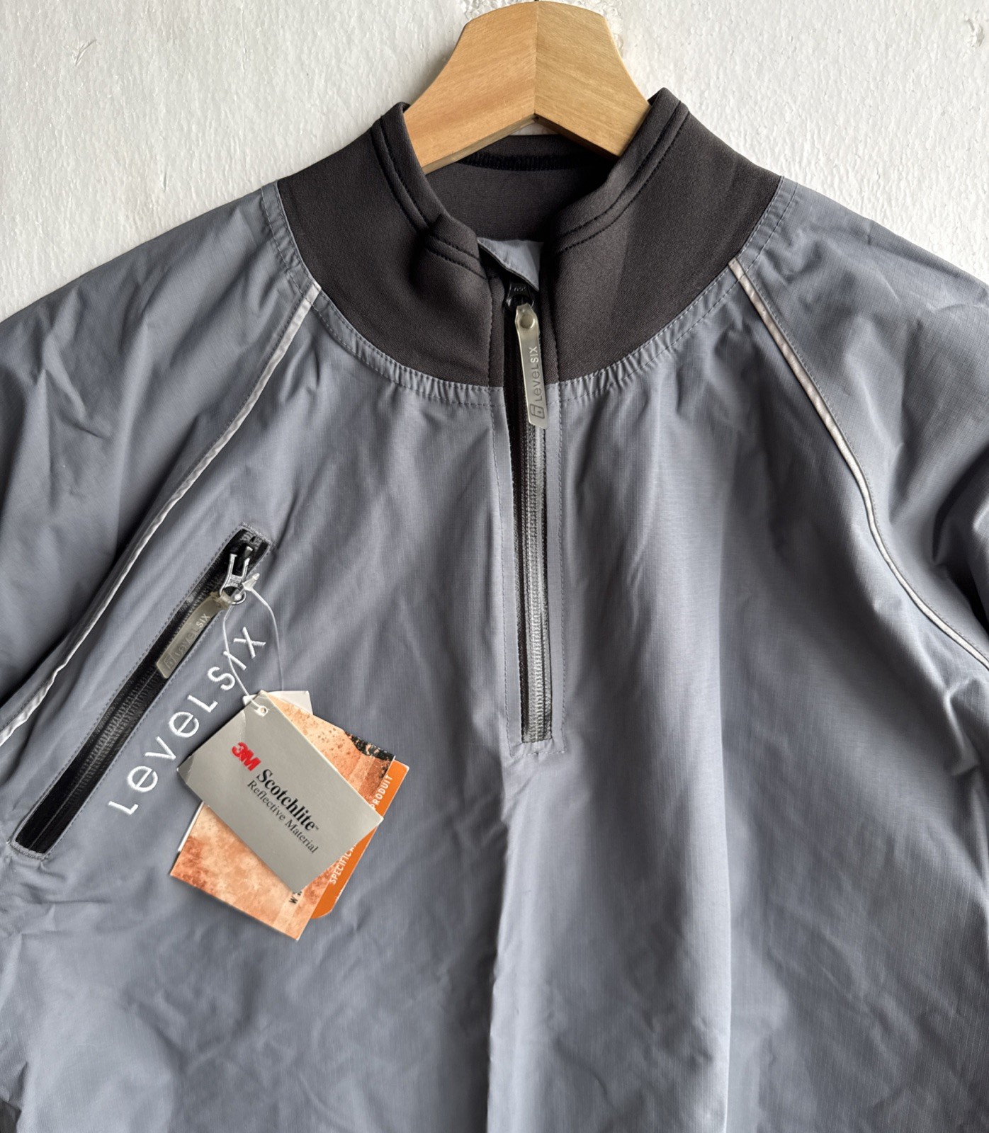 NWT Level Six Jacket Men’s Small Gray Short Sleeve Kayak Paddling Semi Dry Top