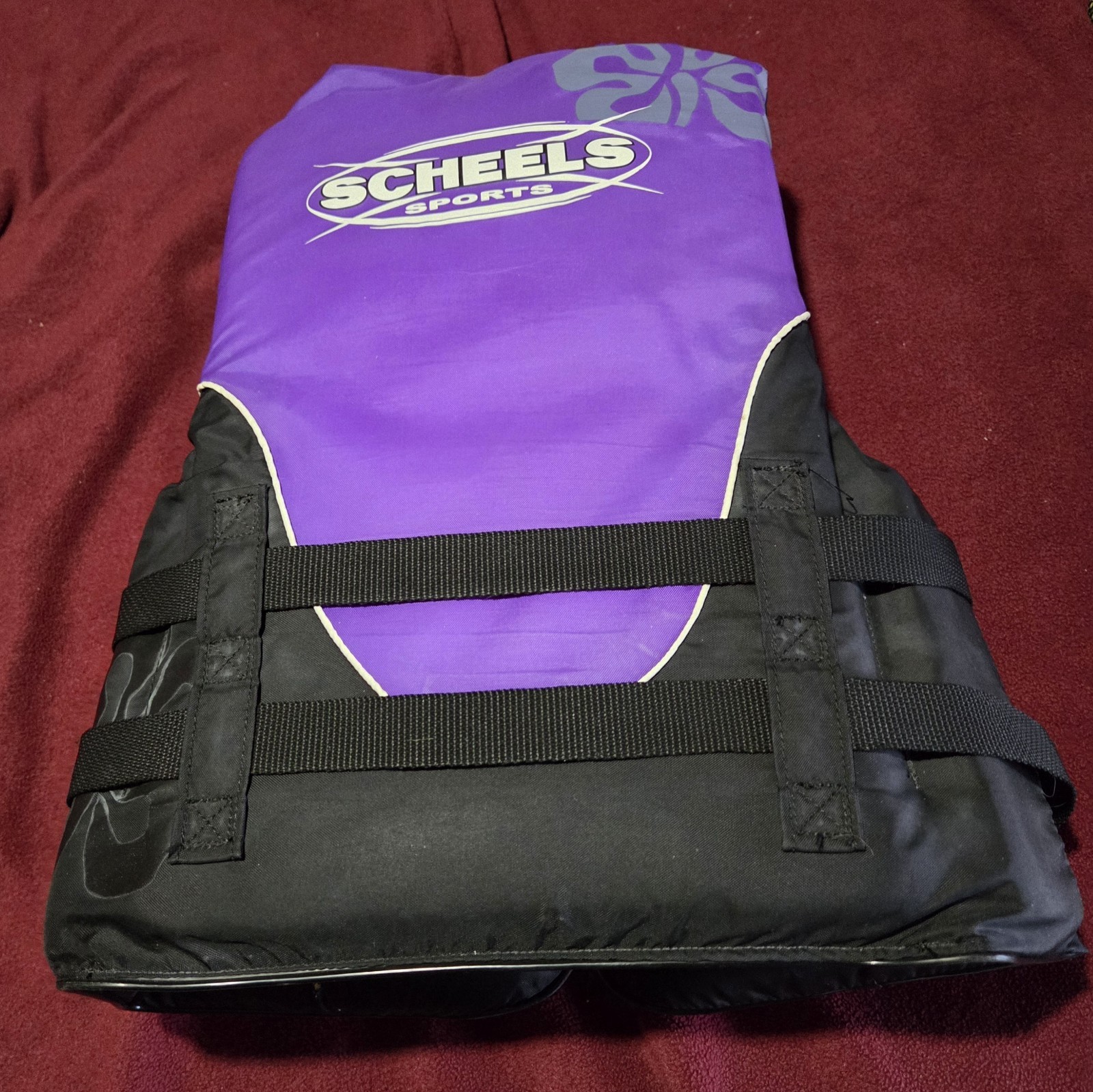Women’s Life Vest X-Small 28-32″ Chest, Scheel’s, 4 Buckles, Purple and Black