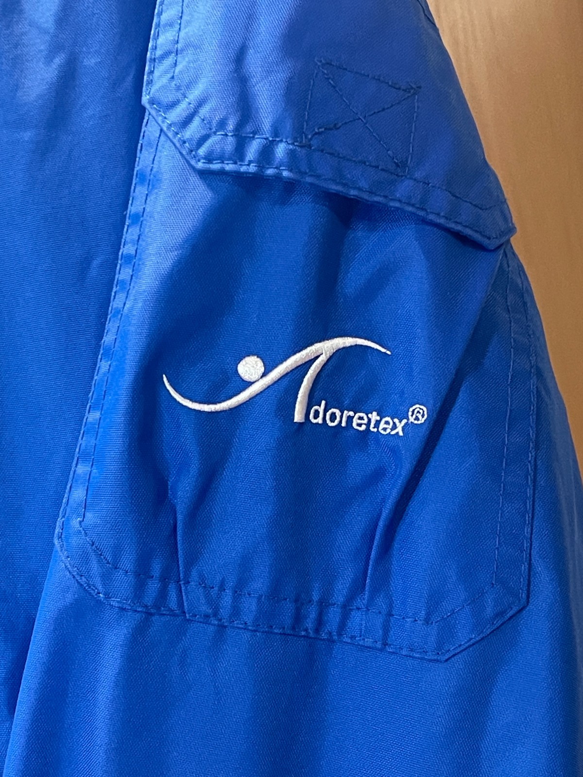 Adoretex Unisex Water-Resistant Swim Parka_ Youth Large _ Water Sports Beach
