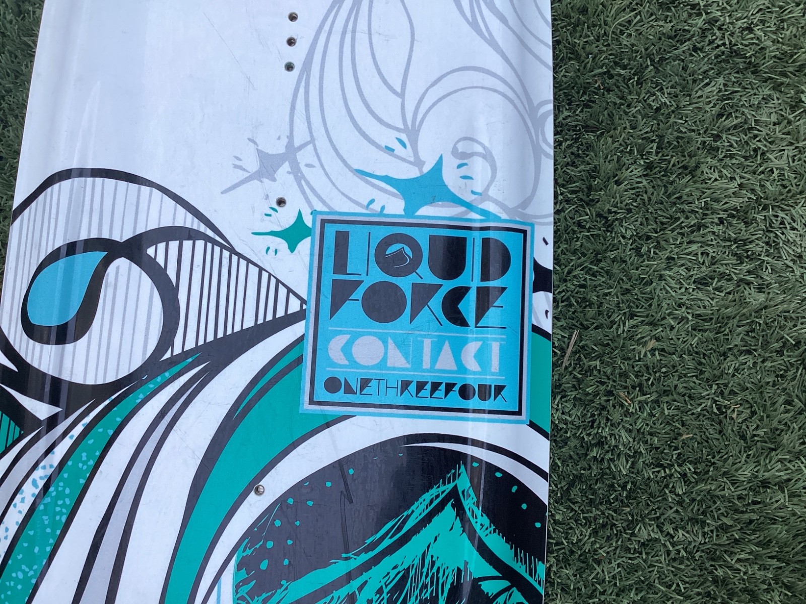 liquid force contac 134 wakerboard/kiteboard