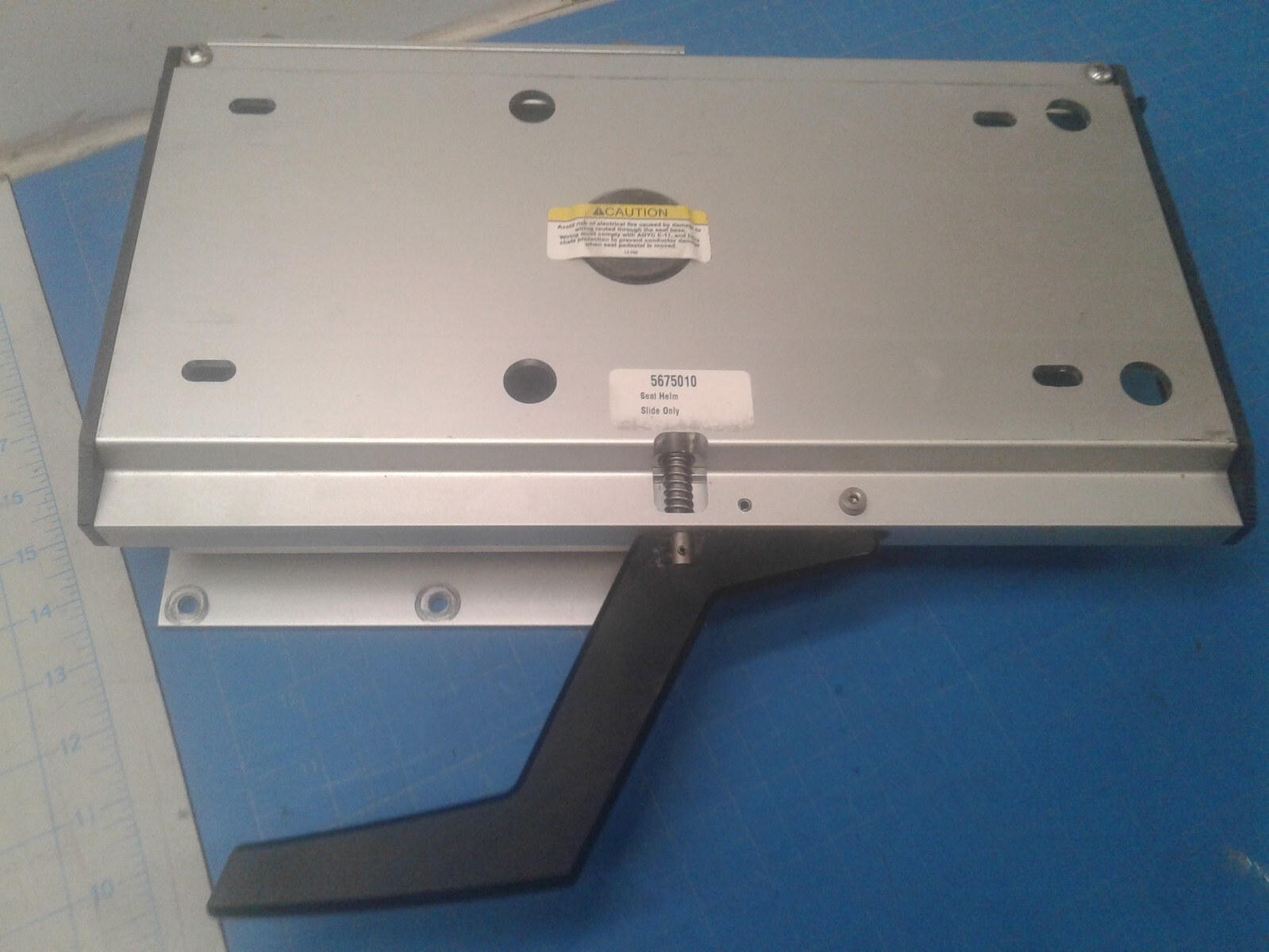(1) Garelick Seat Slide Mount 7″ Slide