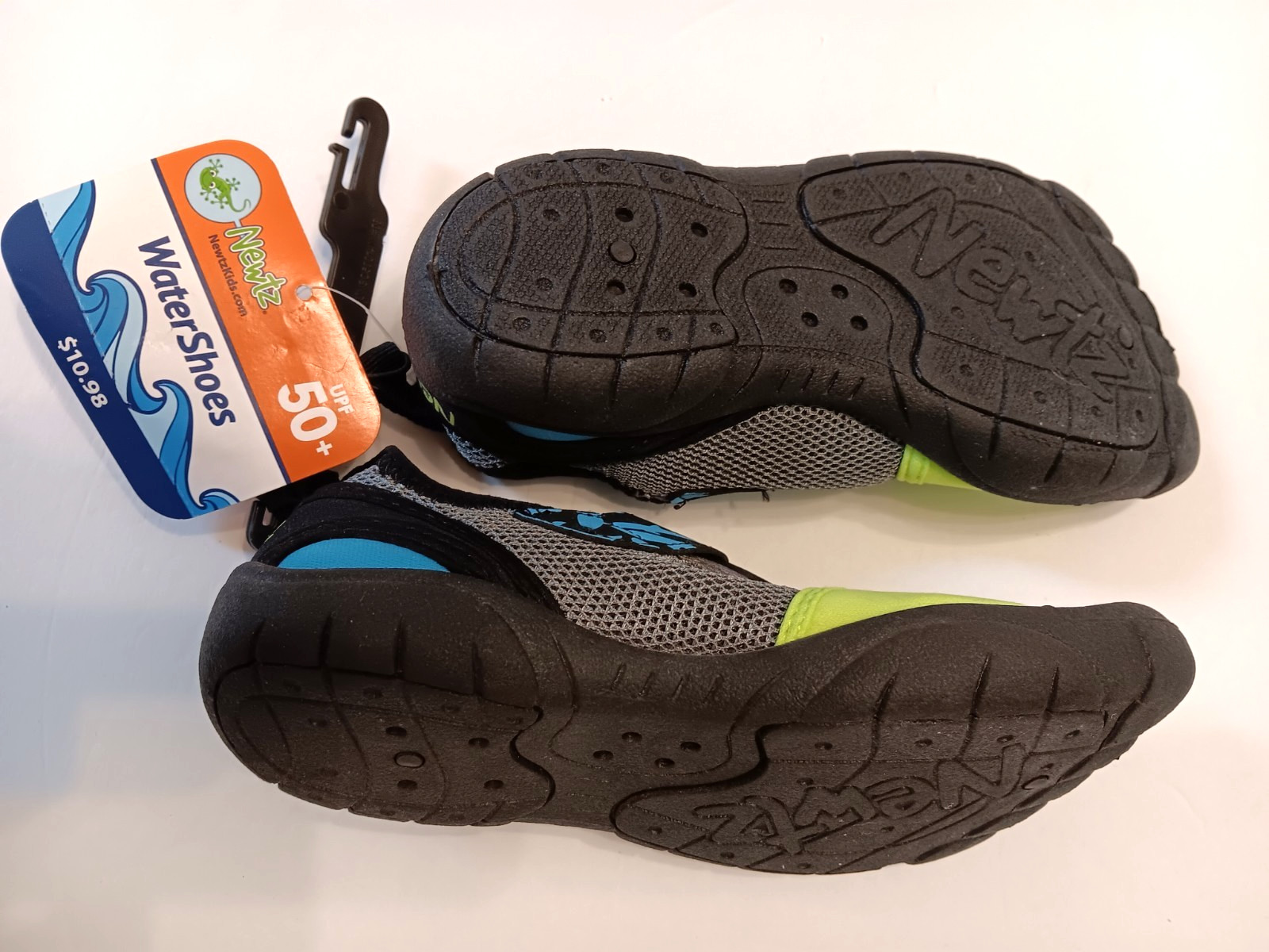 Newtz Water Shoes Size 12 Shark Toe Shoes Green / Black / Gray/ Blue New
