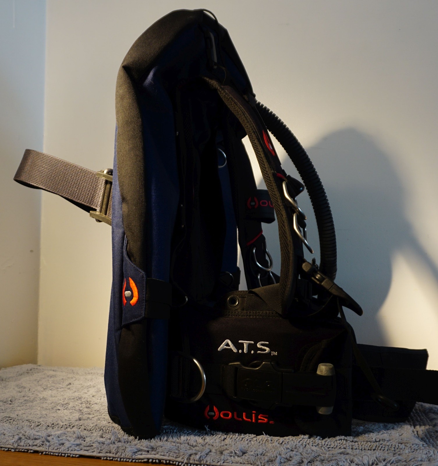 Hollis HD 100 Tec/Rec BCD Large L Blue Near Mint 47 Lbs Lift 210 SN 281508