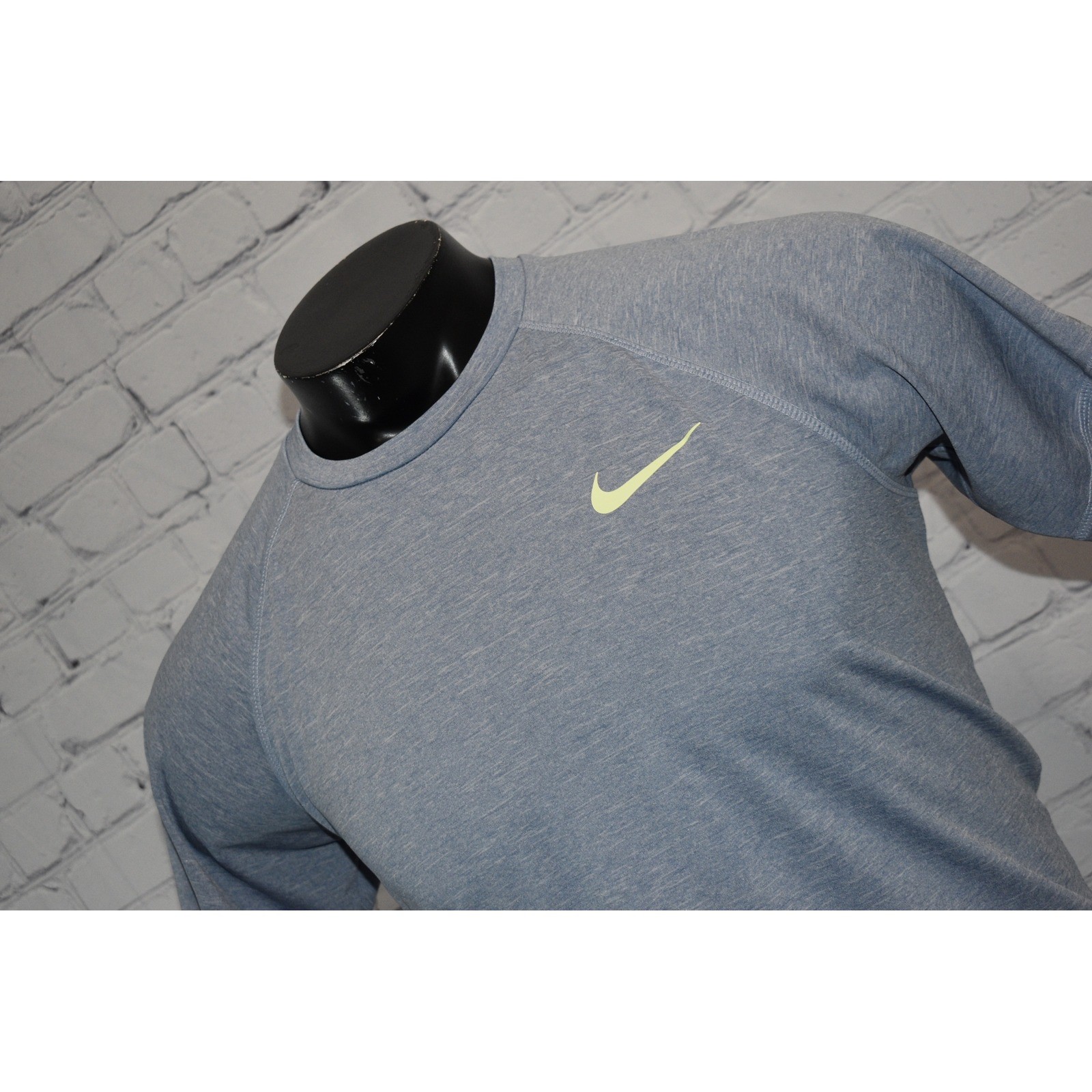 Nike Swim Rash Guard Mens Medium Blue Heathered Dri-Fit Short Sleeve Shirt
